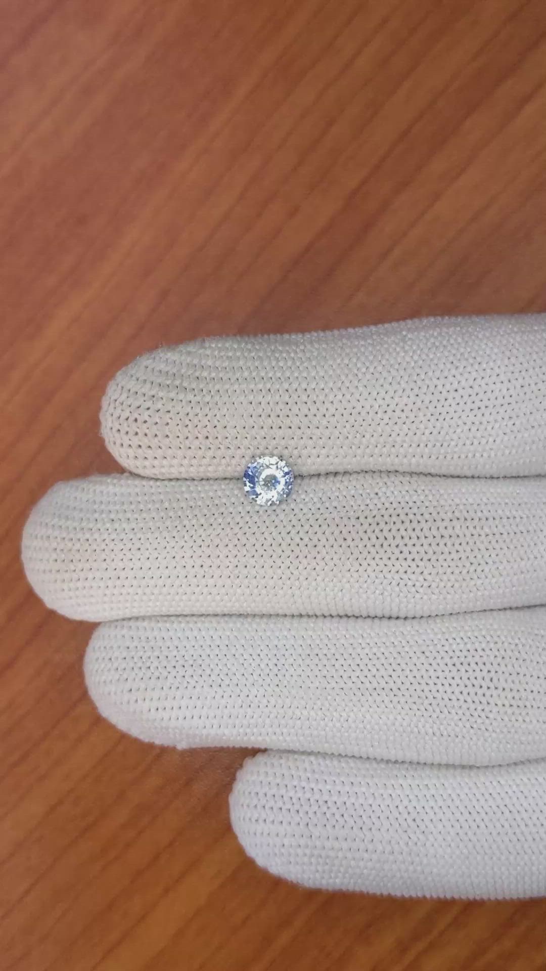 0.91 Ct. Bi Color Sapphire from Ceylon (Sri Lanka) Size Video