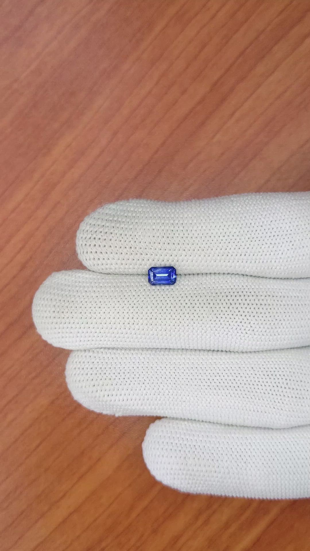 0.72 Ct. Blue Sapphire from Ceylon (Sri Lanka) Size Video