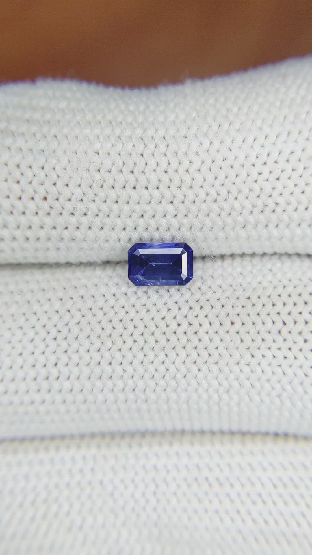 0.72 Ct. Blue Sapphire from Ceylon (Sri Lanka) Size Video