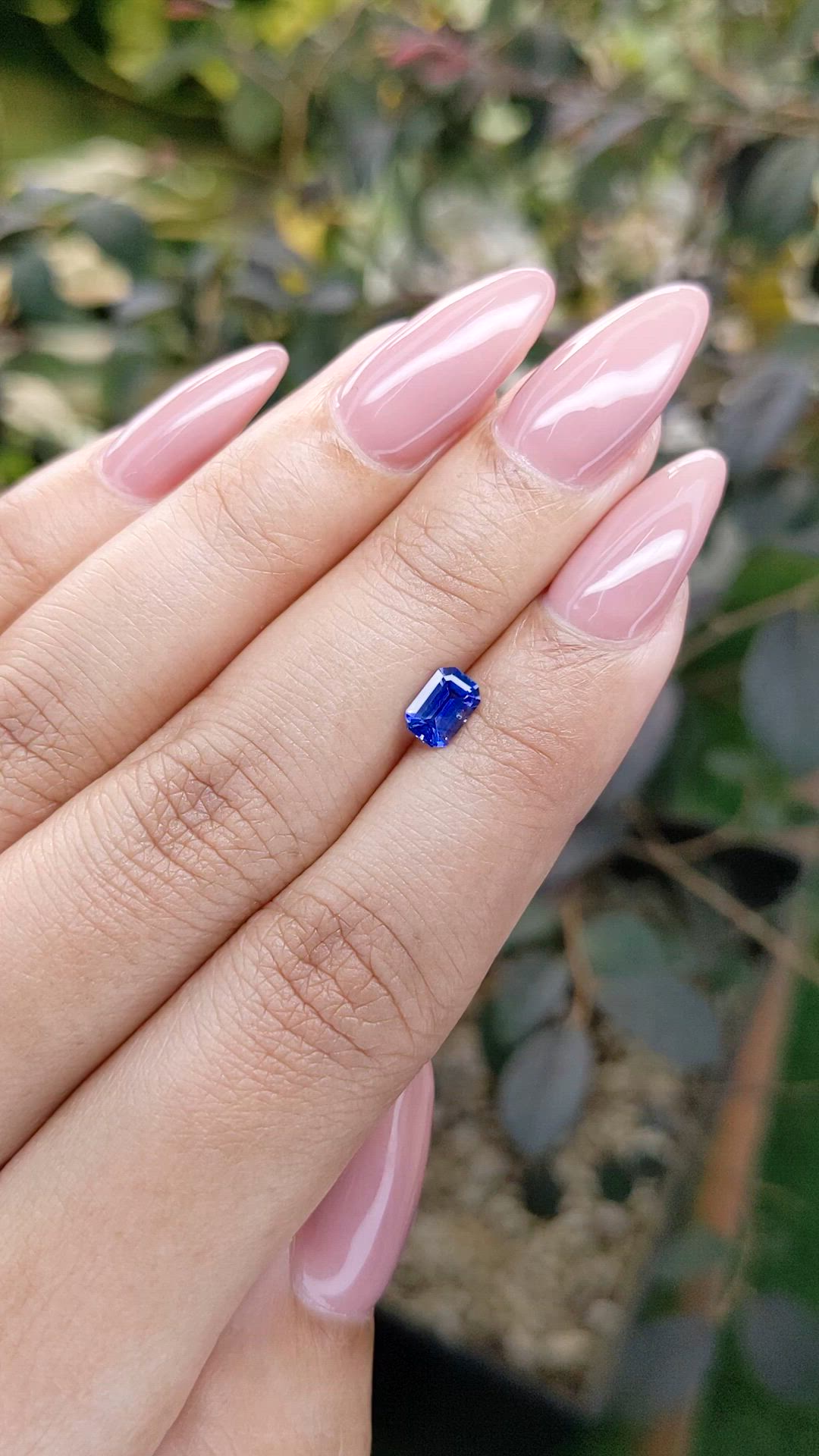 0.70 Ct. Blue Sapphire from Ceylon (Sri Lanka) Size Video