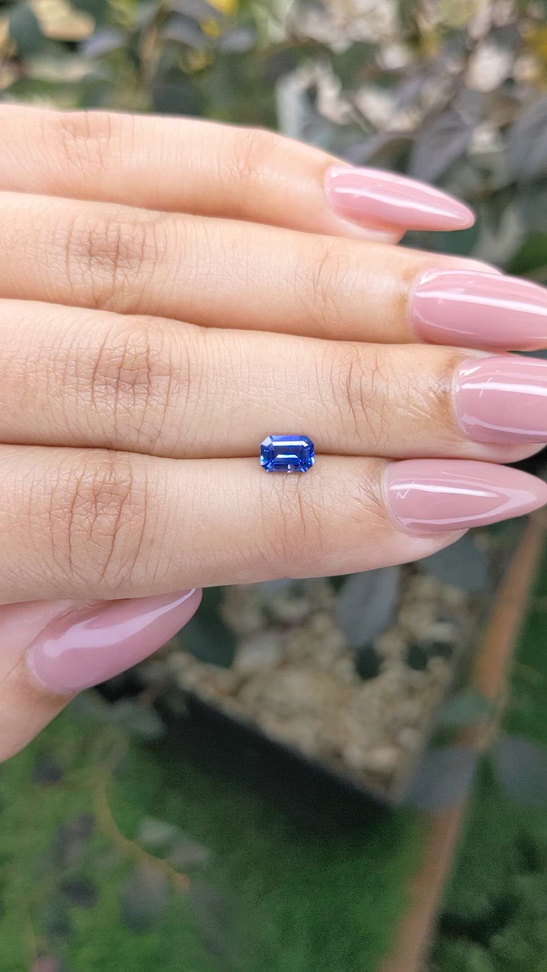 0.70 Ct. Blue Sapphire from Ceylon (Sri Lanka) Size Video
