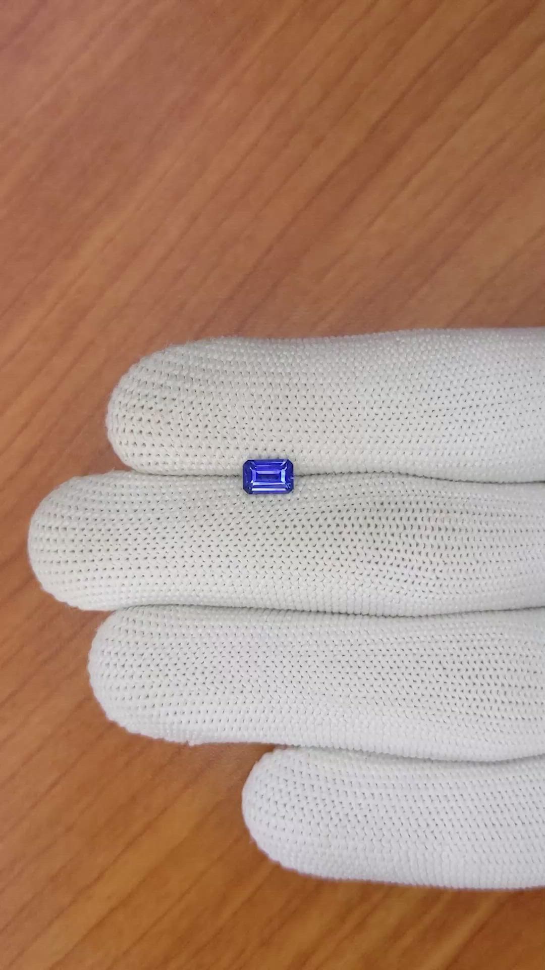 0.69 Ct. Blue Sapphire from Ceylon (Sri Lanka) Size Video