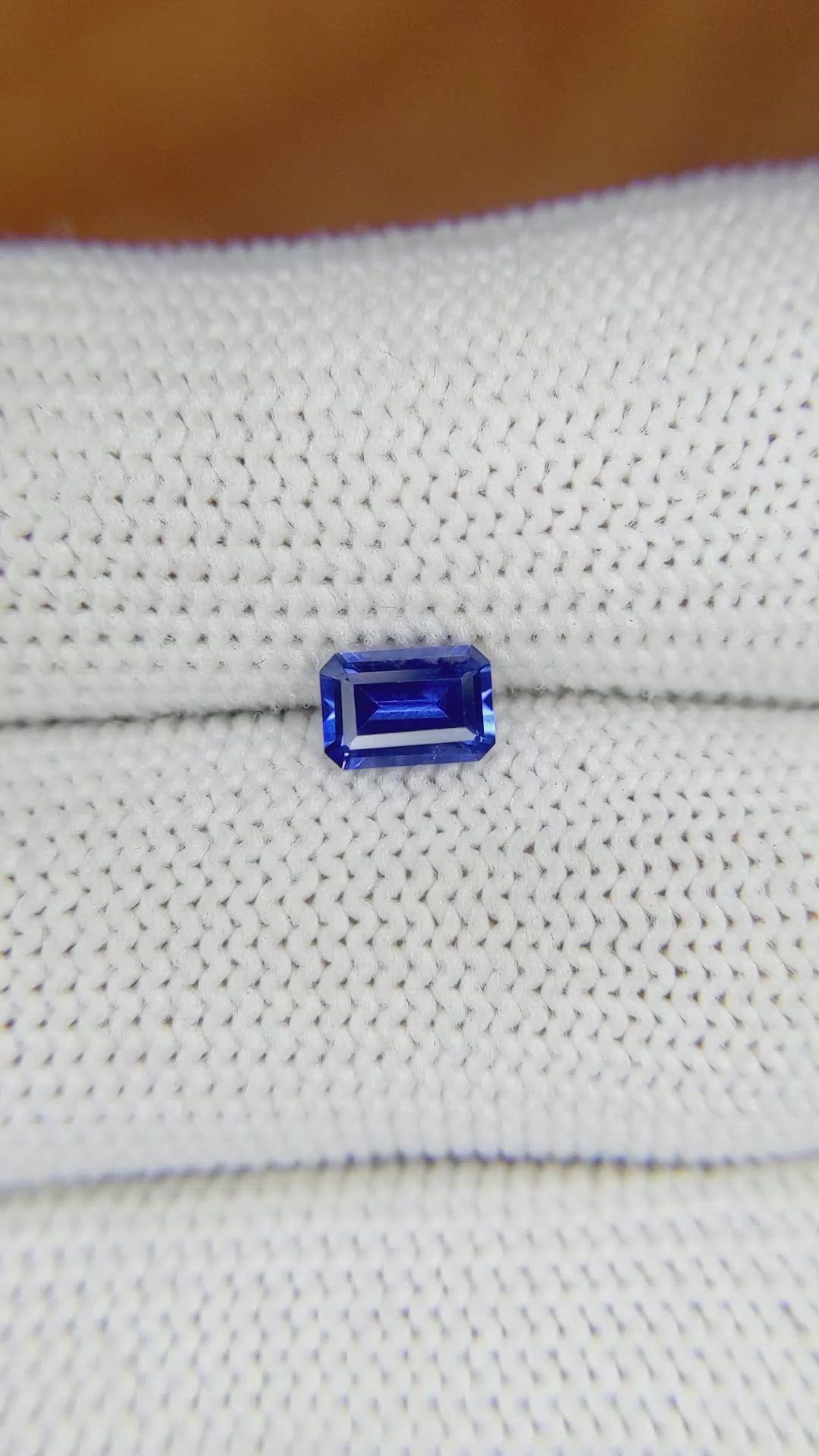 0.69 Ct. Blue Sapphire from Ceylon (Sri Lanka) Size Video
