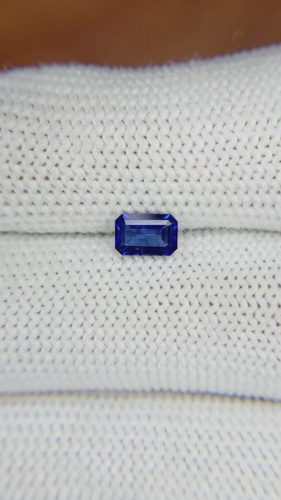 0.61 Ct. Blue Sapphire from Ceylon (Sri Lanka) Size Video
