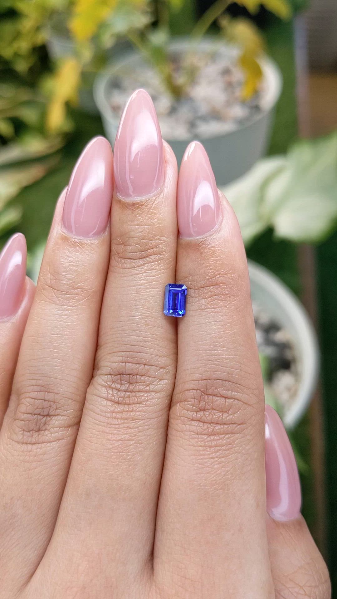 0.72 Ct. Blue Sapphire from Ceylon (Sri Lanka) Size Video