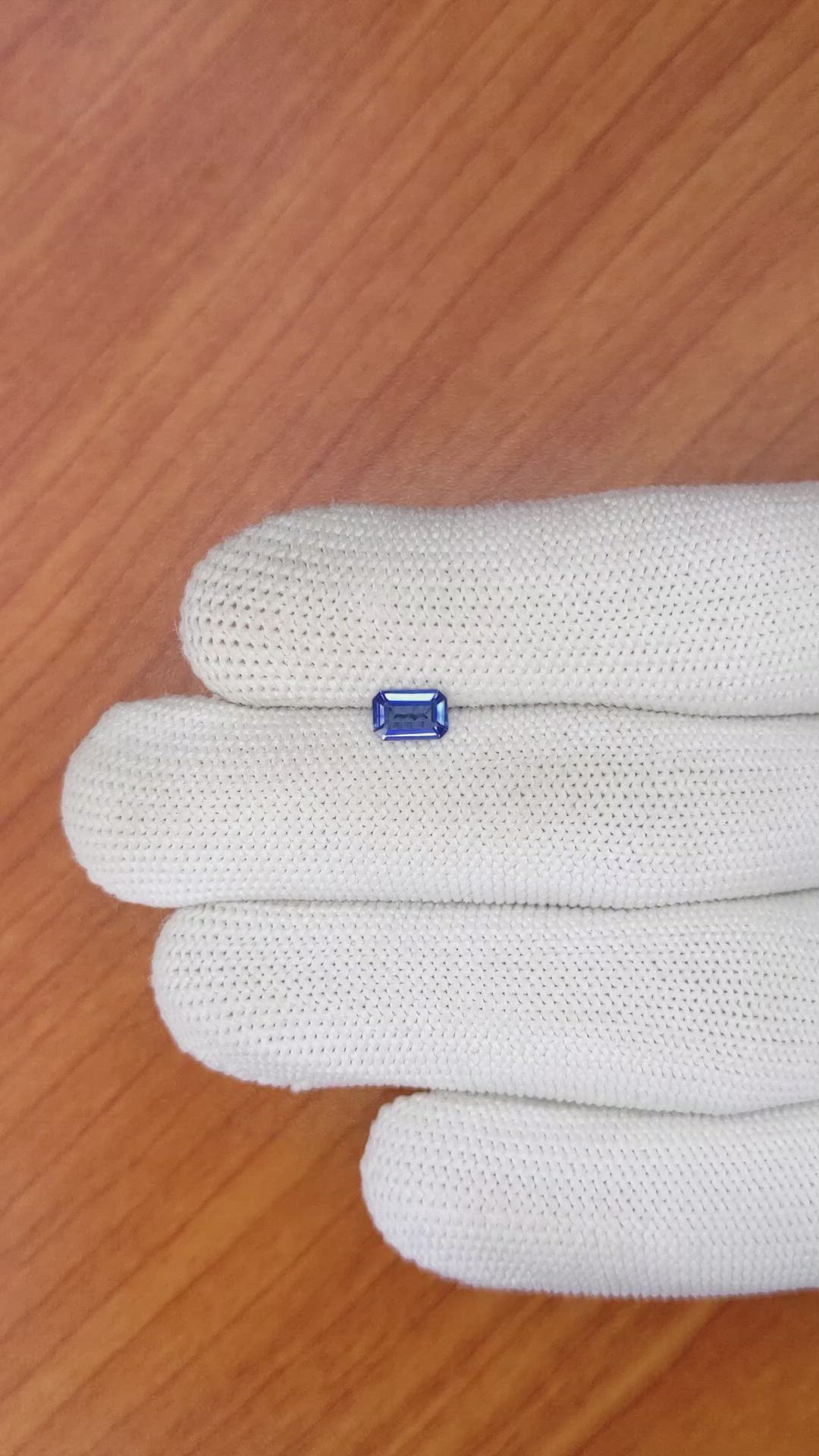 0.58 Ct. Blue Sapphire from Ceylon (Sri Lanka) Size Video