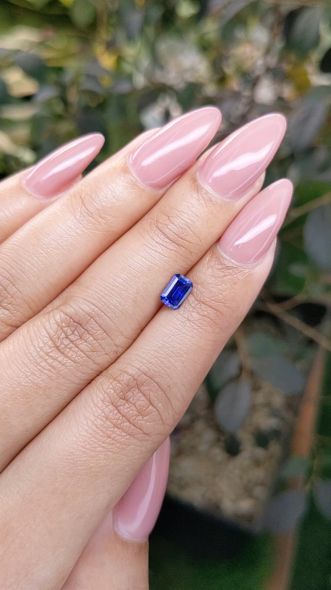 0.71 Ct. Blue Sapphire from Ceylon (Sri Lanka) Size Video