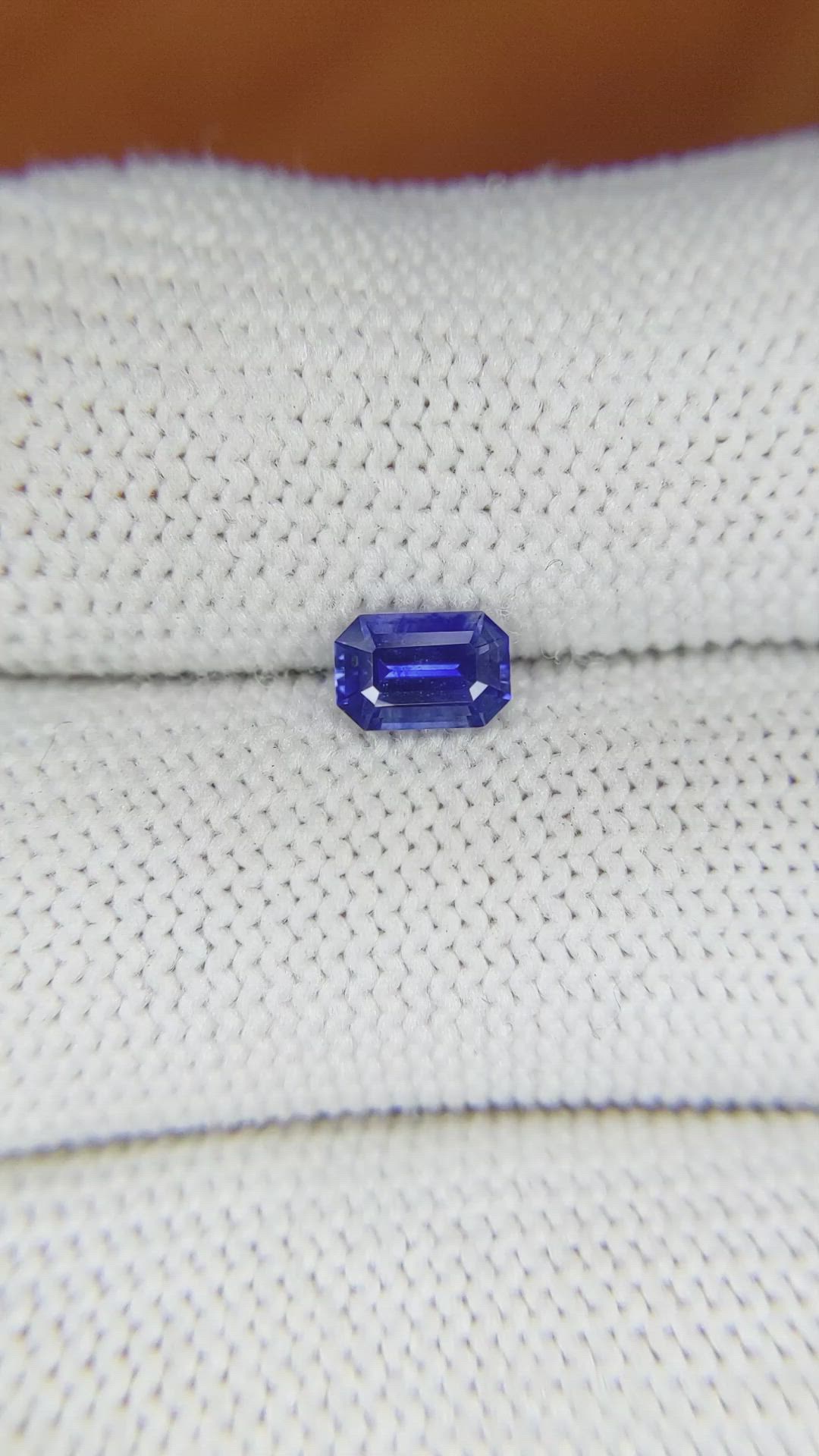0.72 Ct. Blue Sapphire from Ceylon (Sri Lanka) Size Video