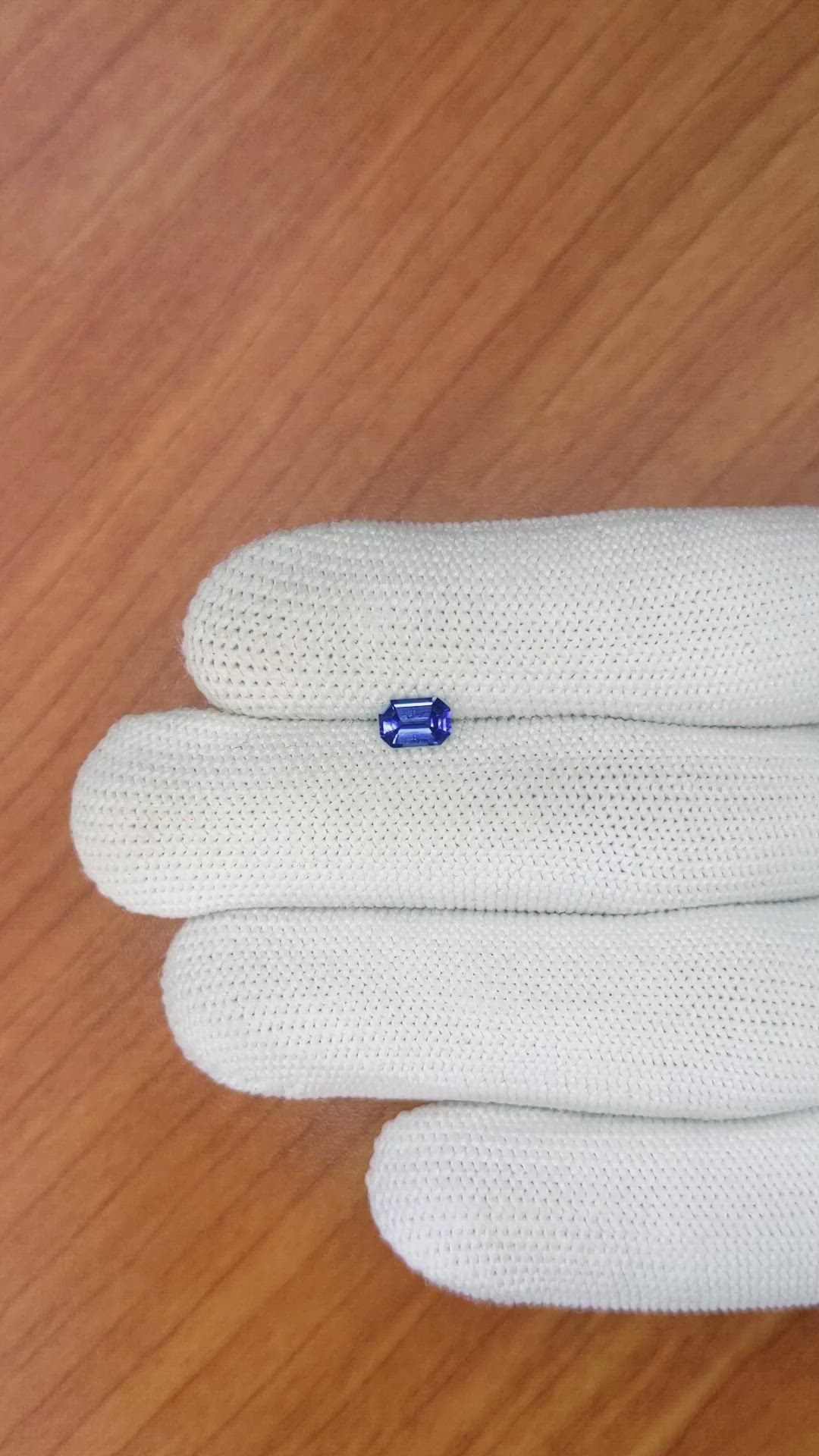 0.61 Ct. Blue Sapphire from Ceylon (Sri Lanka) Size Video