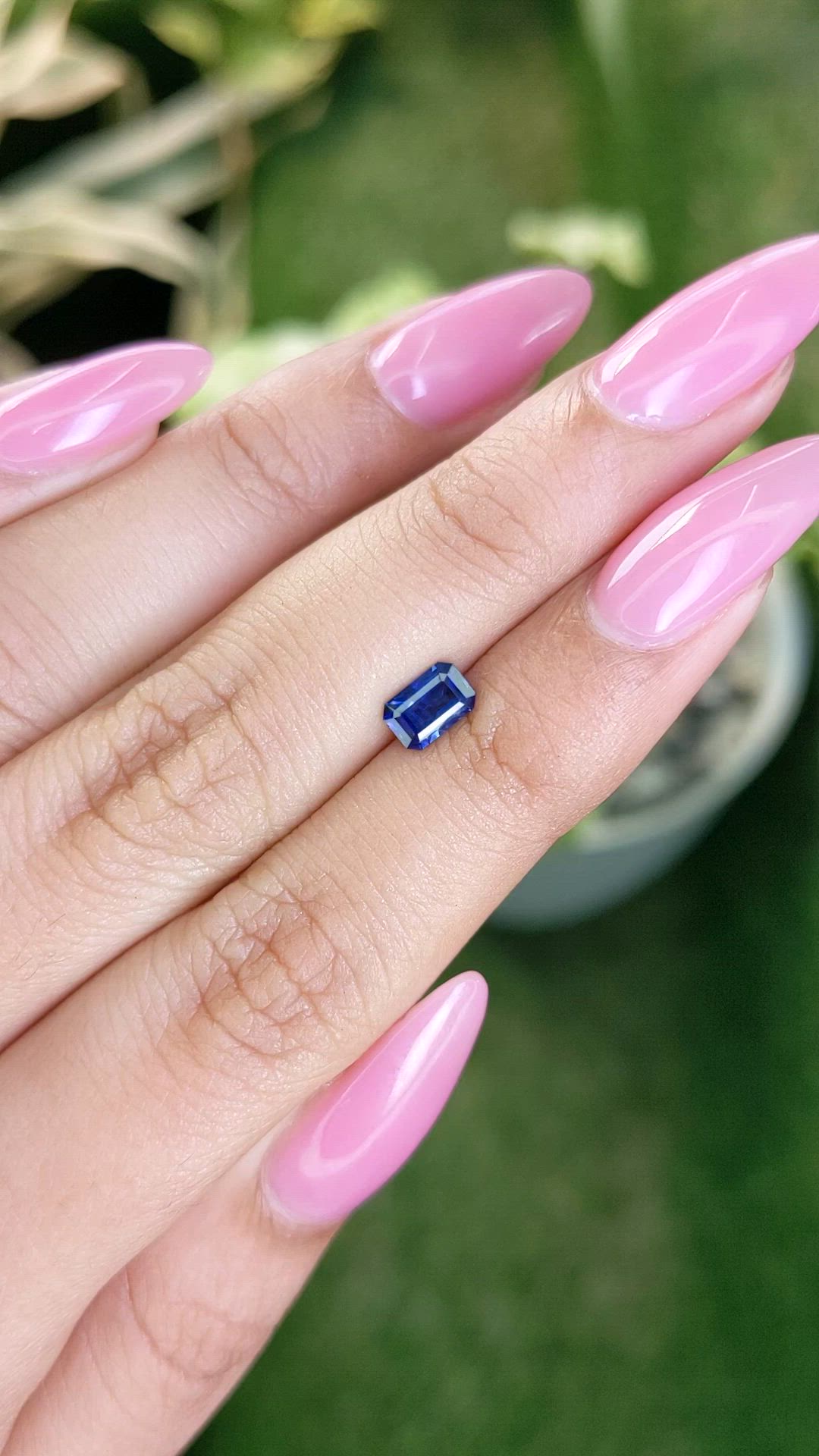 0.70 Ct. Blue Sapphire from Ceylon (Sri Lanka) Size Video