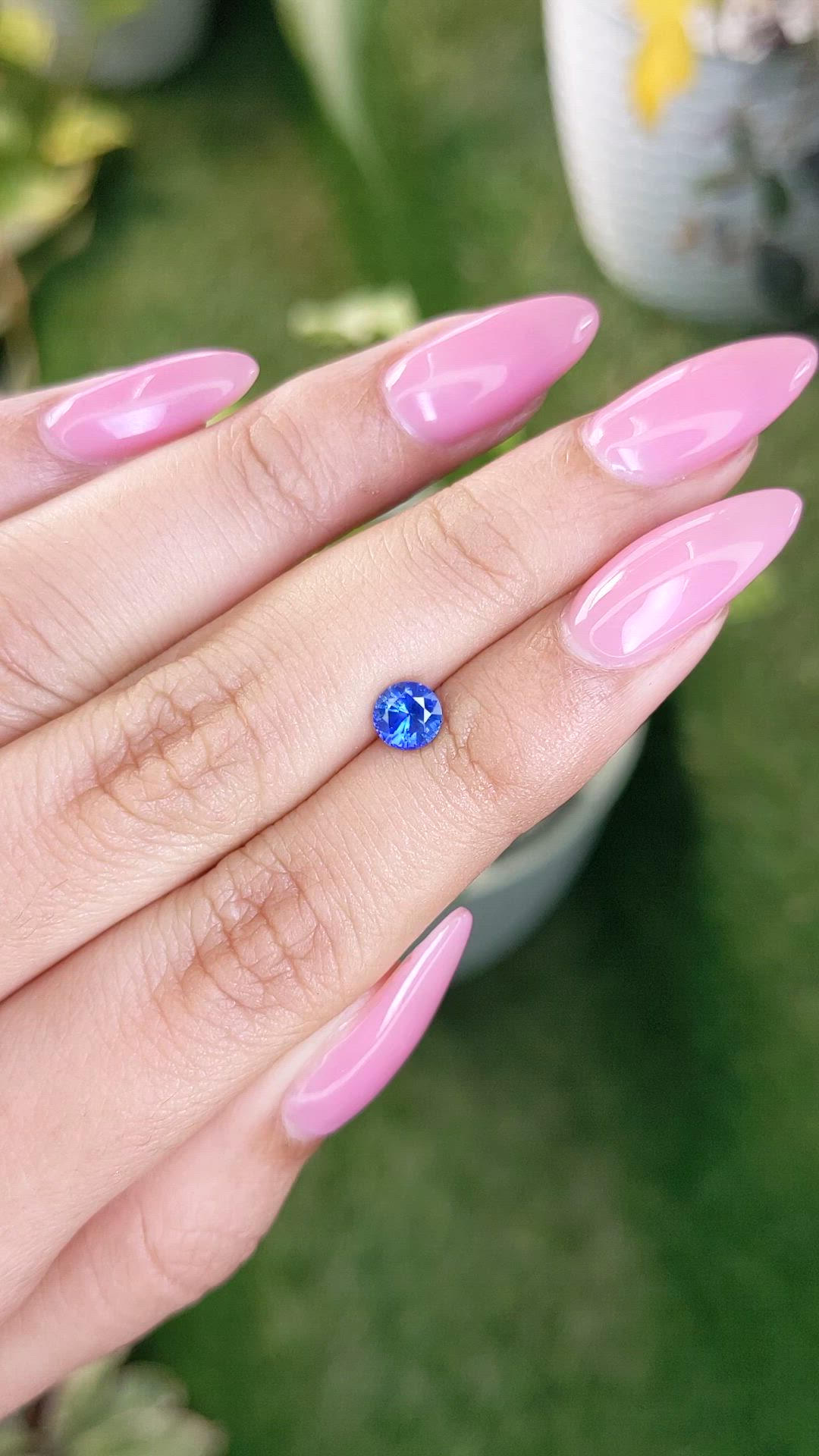 0.80 Ct. Blue Sapphire from Ceylon (Sri Lanka) Size Video