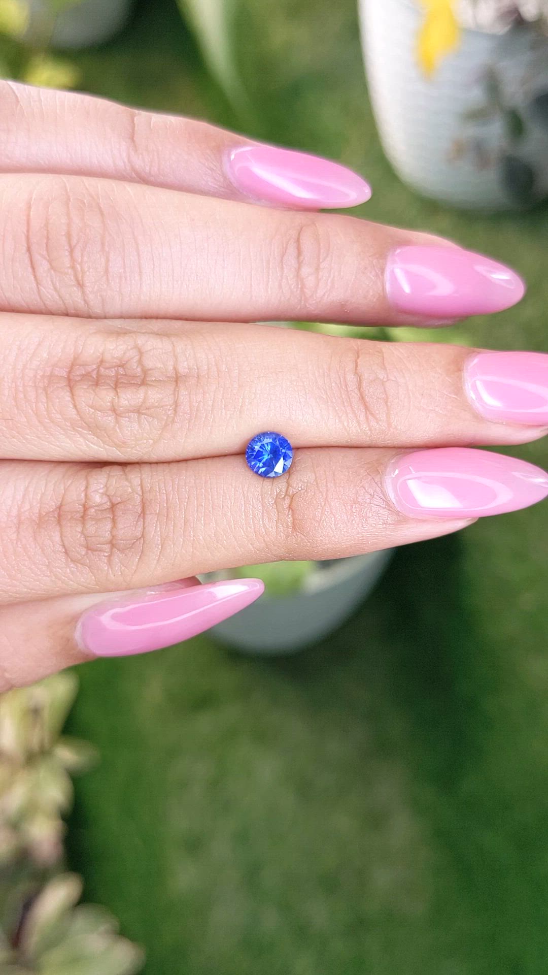 0.80 Ct. Blue Sapphire from Ceylon (Sri Lanka) Size Video