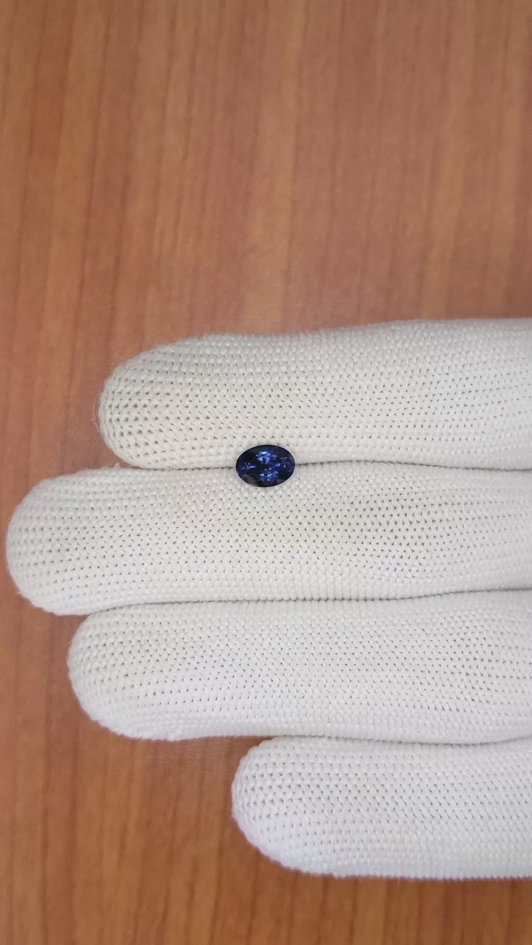 0.95 Ct. Blue Sapphire from Ceylon (Sri Lanka) Size Video