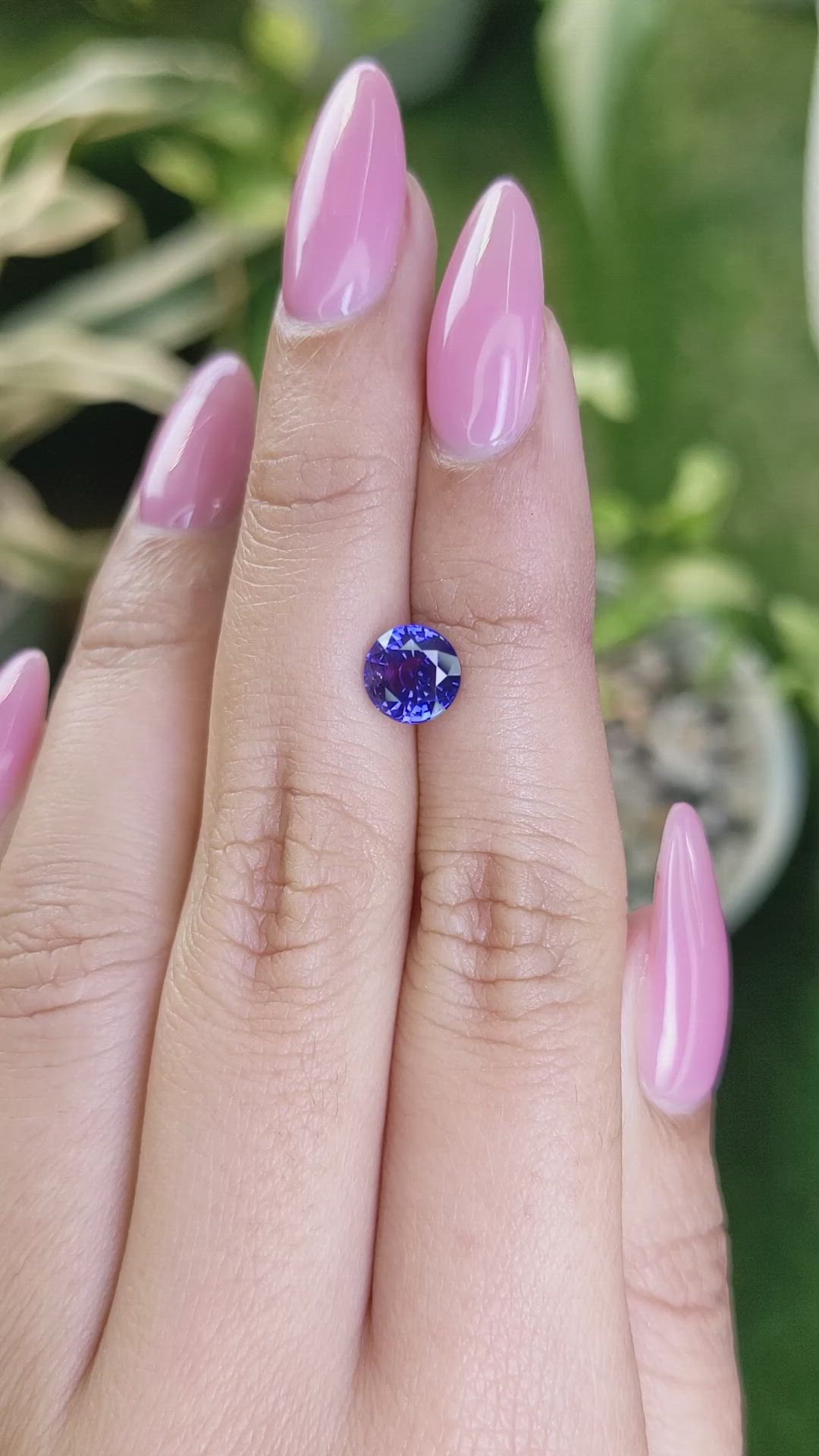 1.61 Ct. Color Change Sapphire from Ceylon (Sri Lanka) Size Video