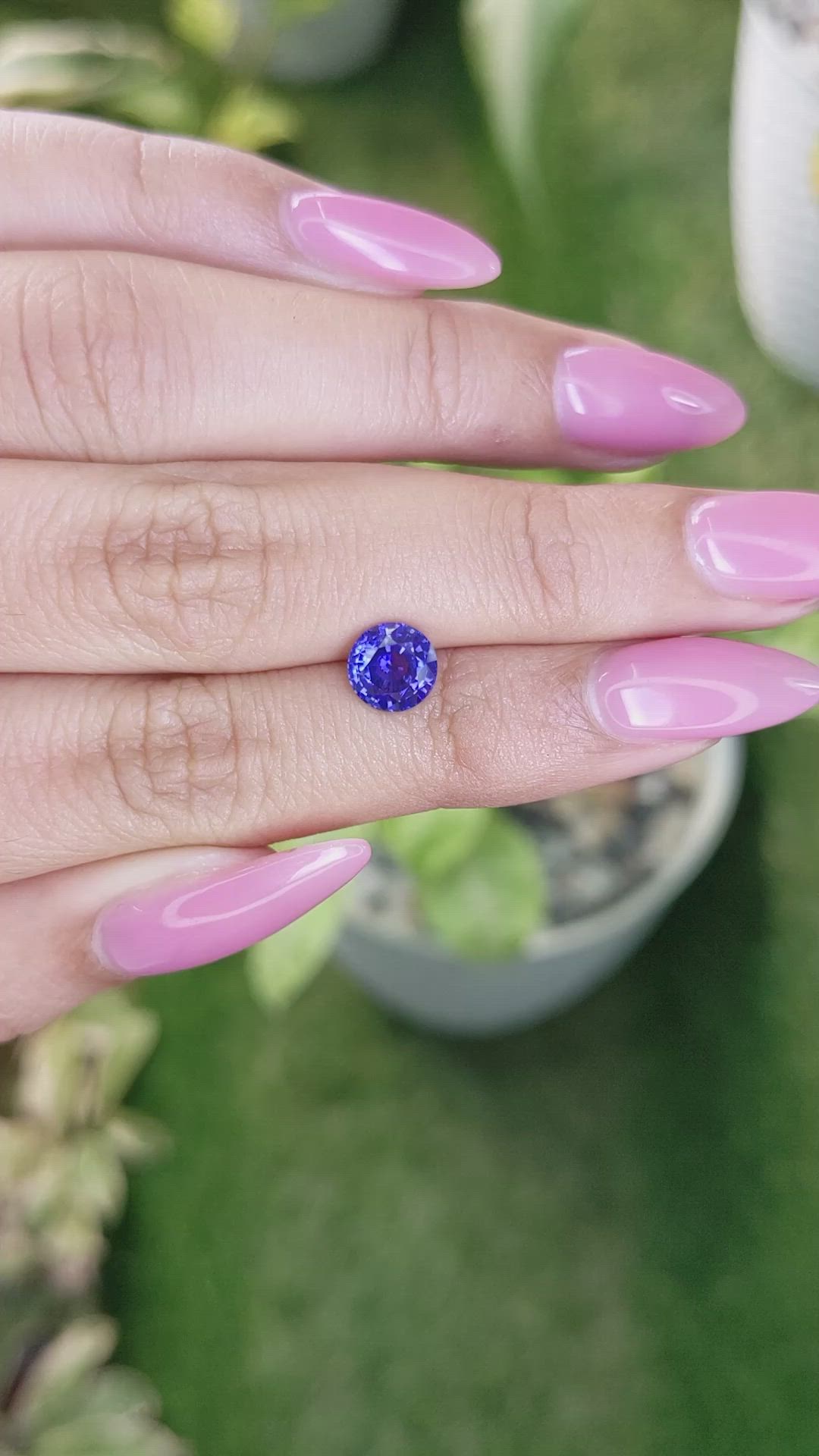 1.61 Ct. Color Change Sapphire from Ceylon (Sri Lanka) Size Video