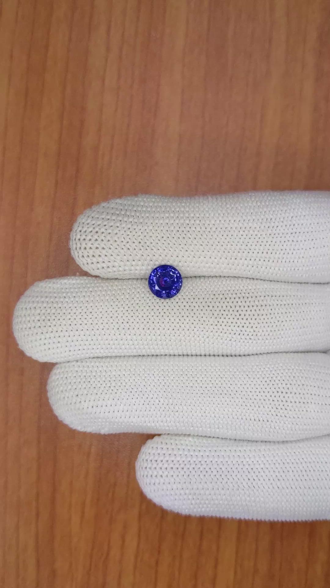 1.61 Ct. Color Change Sapphire from Ceylon (Sri Lanka) Size Video