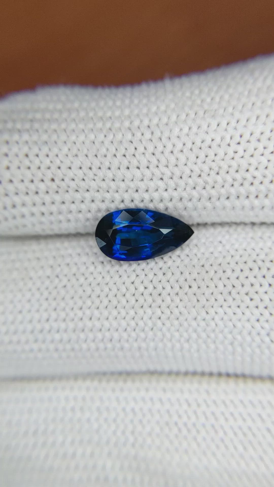 2.05 Ct. Blue Sapphire from Ceylon (Sri Lanka) Size Video