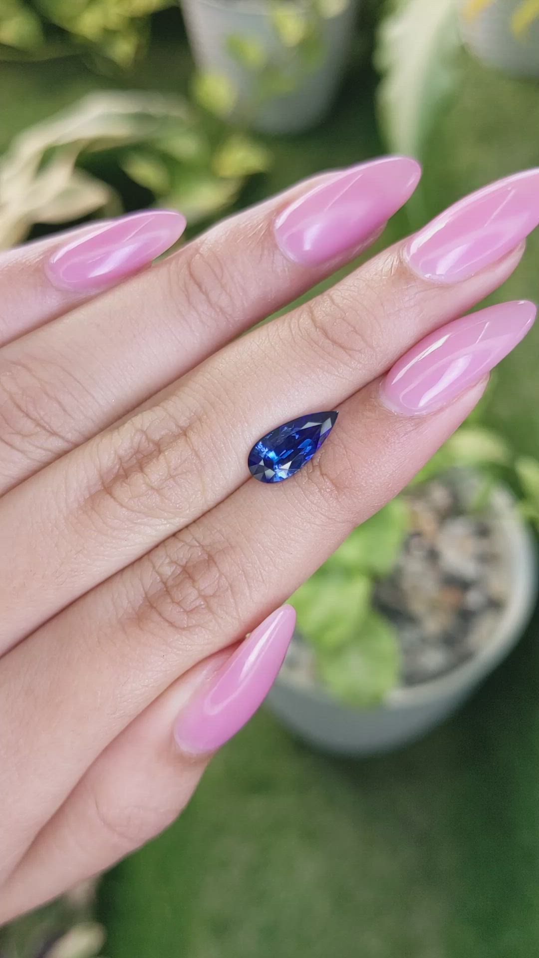 2.20 Ct. Blue Sapphire from Ceylon (Sri Lanka) Size Video