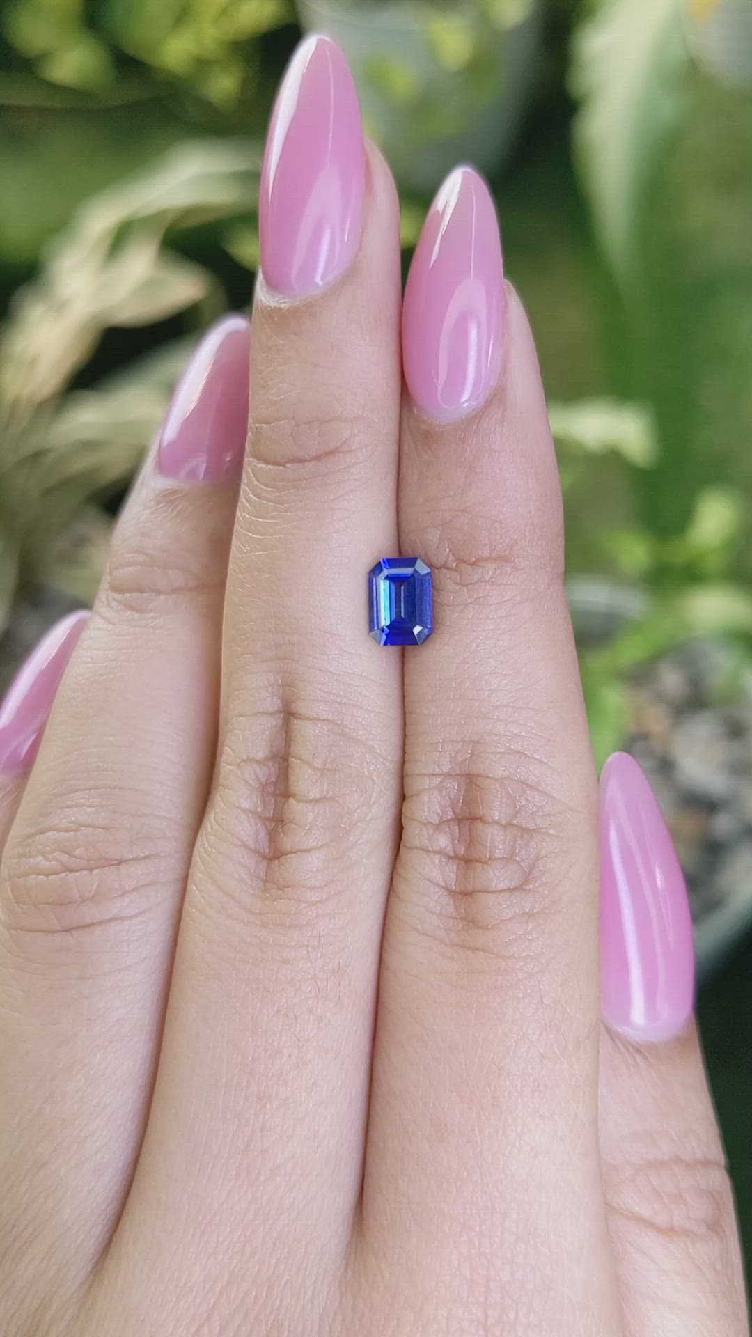 0.94 Ct. Blue Sapphire from Ceylon (Sri Lanka) Size Video