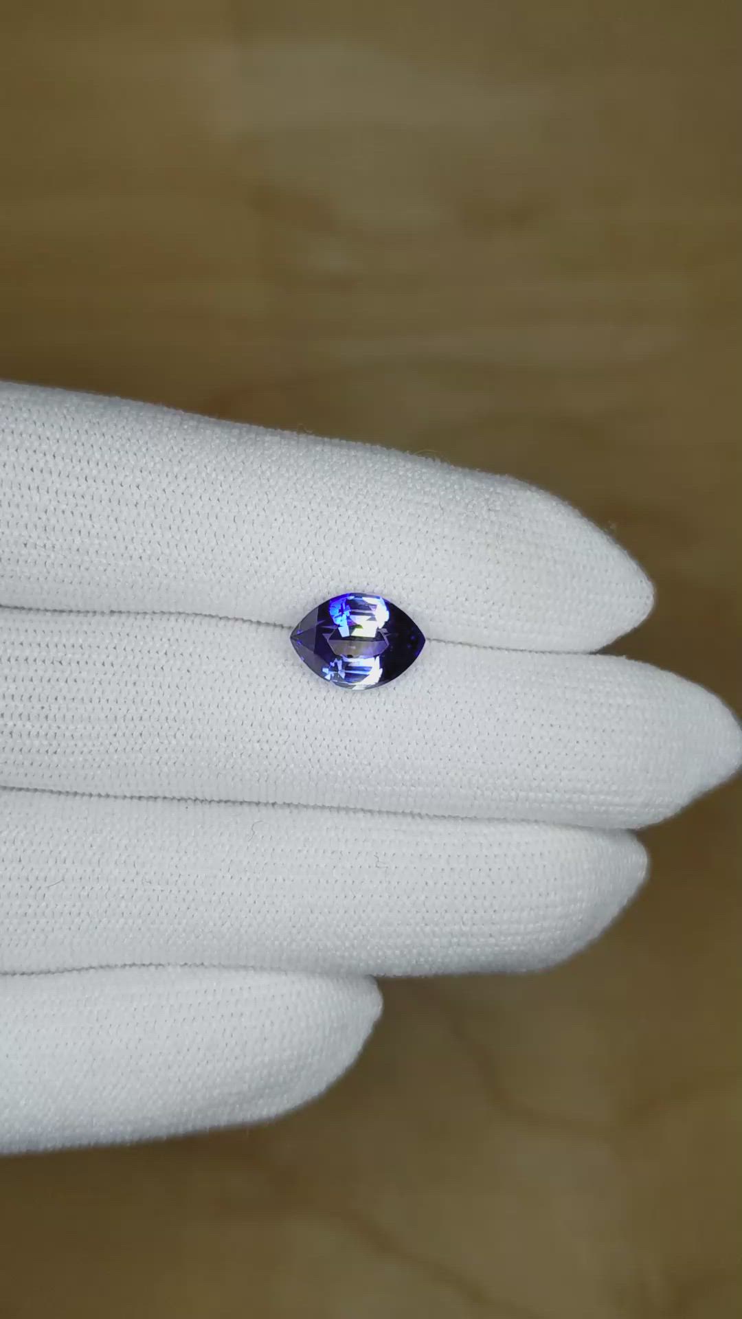 3.41 Ct. Bi Color Sapphire from Ceylon (Sri Lanka) Size Video