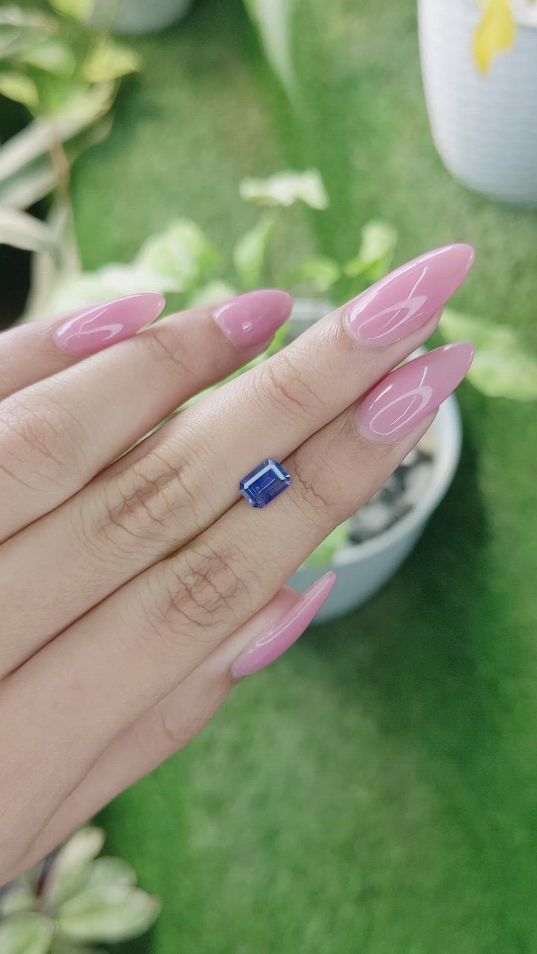 0.97 Ct. Blue Sapphire from Ceylon (Sri Lanka) Size Video