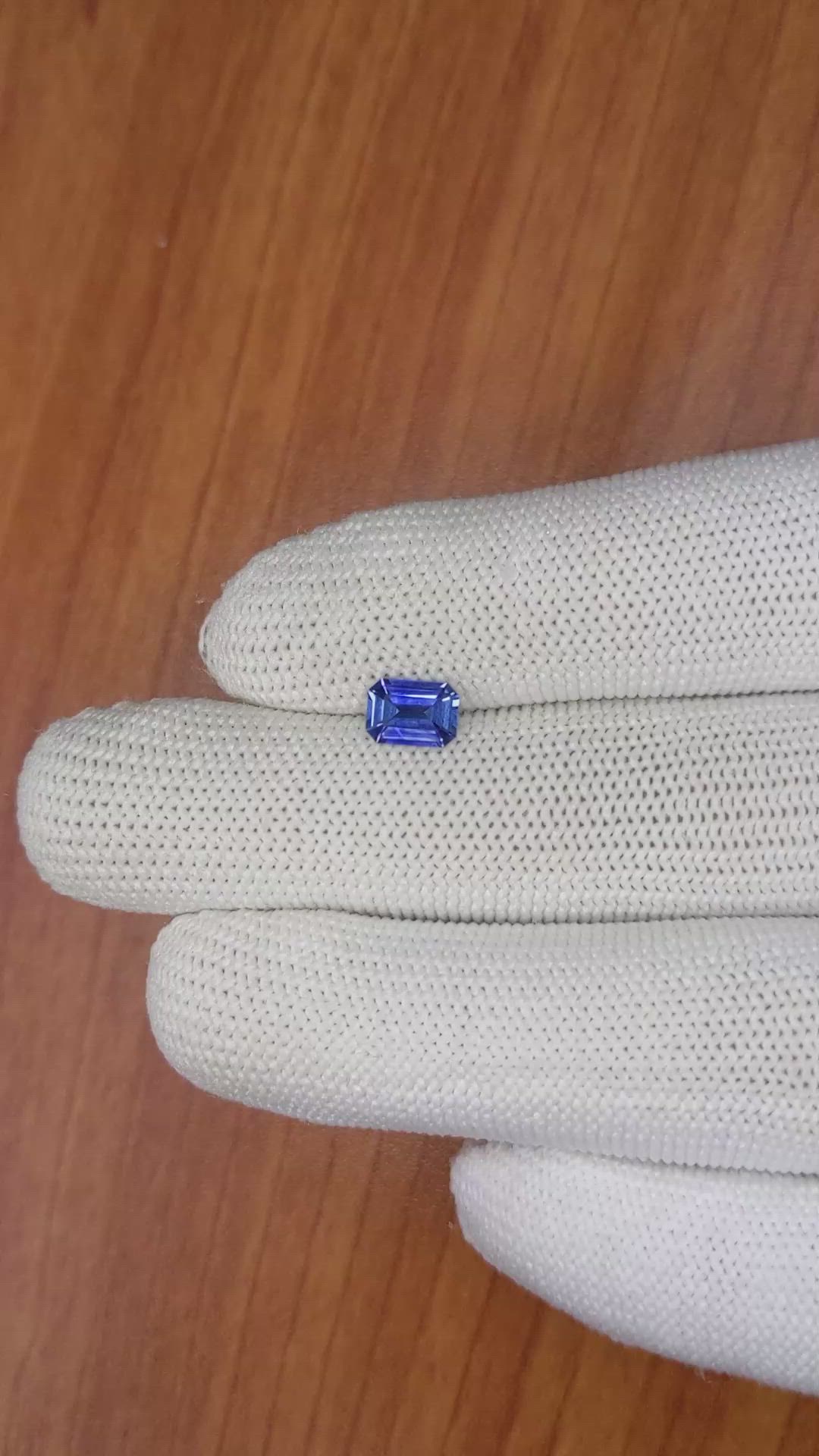 0.97 Ct. Blue Sapphire from Ceylon (Sri Lanka) Size Video