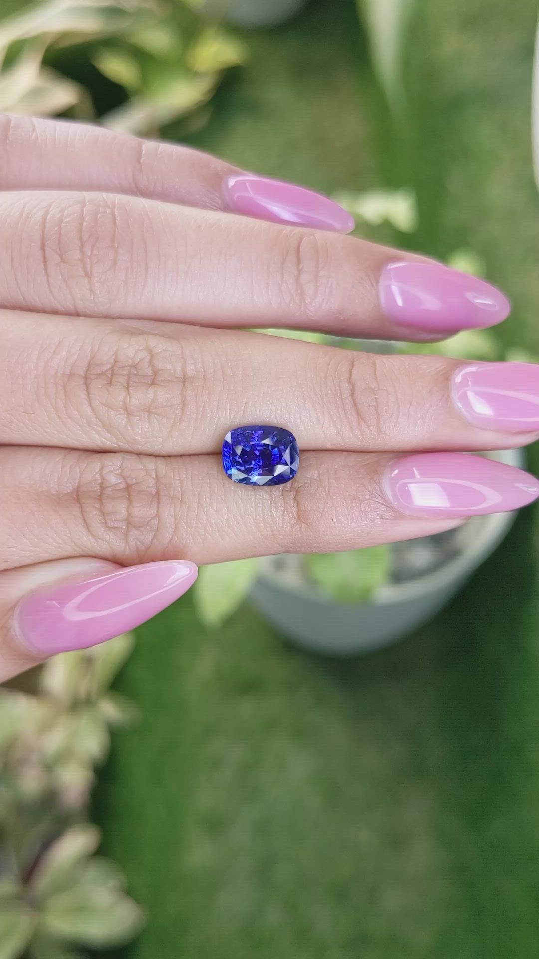 3.49 Ct. Blue Sapphire from Ceylon (Sri Lanka) Size Video