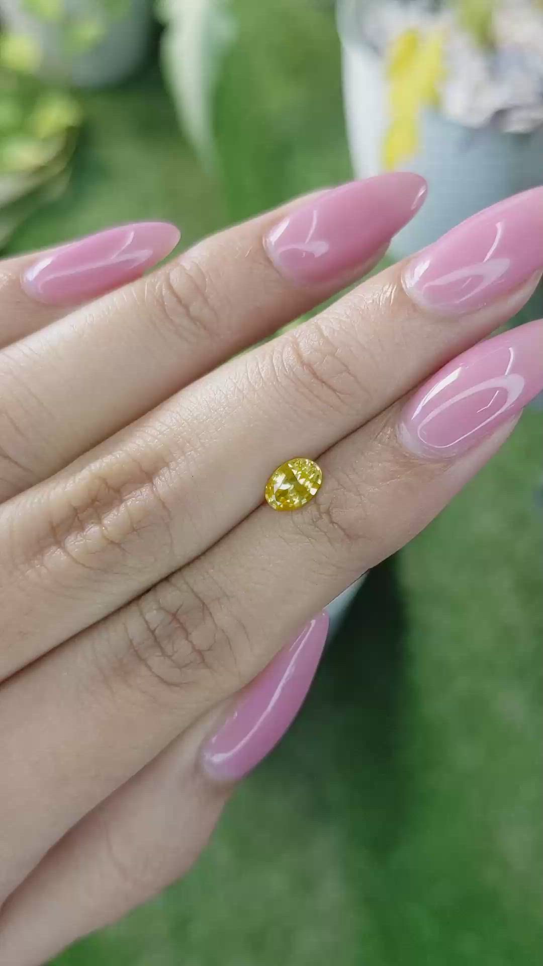 0.79 Ct. Yellow Sapphire from Ceylon (Sri Lanka) Size Video