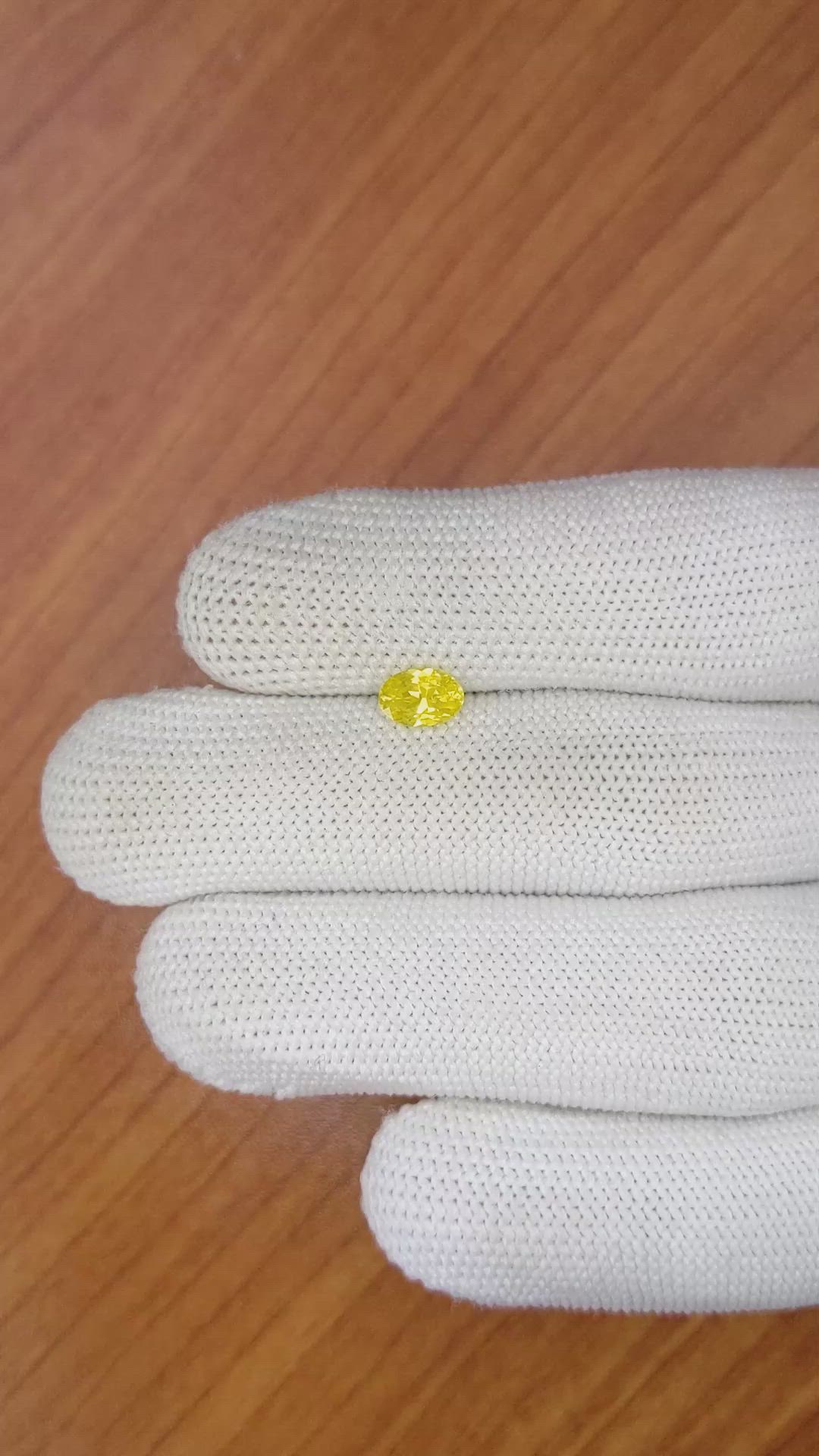0.78 Ct. Yellow Sapphire from Ceylon (Sri Lanka) Size Video