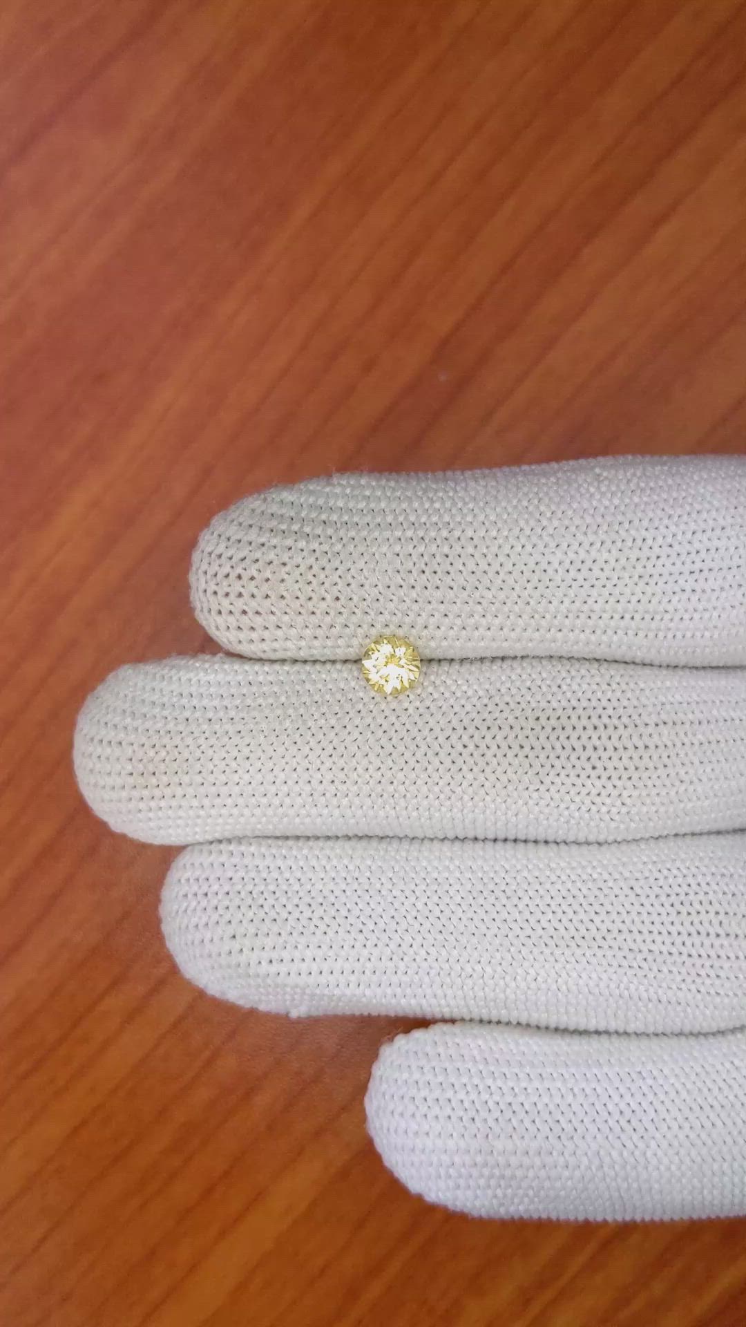 0.68 Ct. Yellow Sapphire from Ceylon (Sri Lanka) Size Video