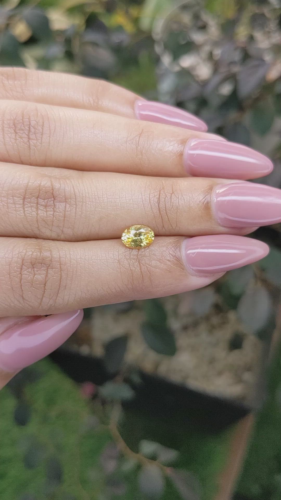 0.86 Ct. Yellow Sapphire from Ceylon (Sri Lanka) Size Video