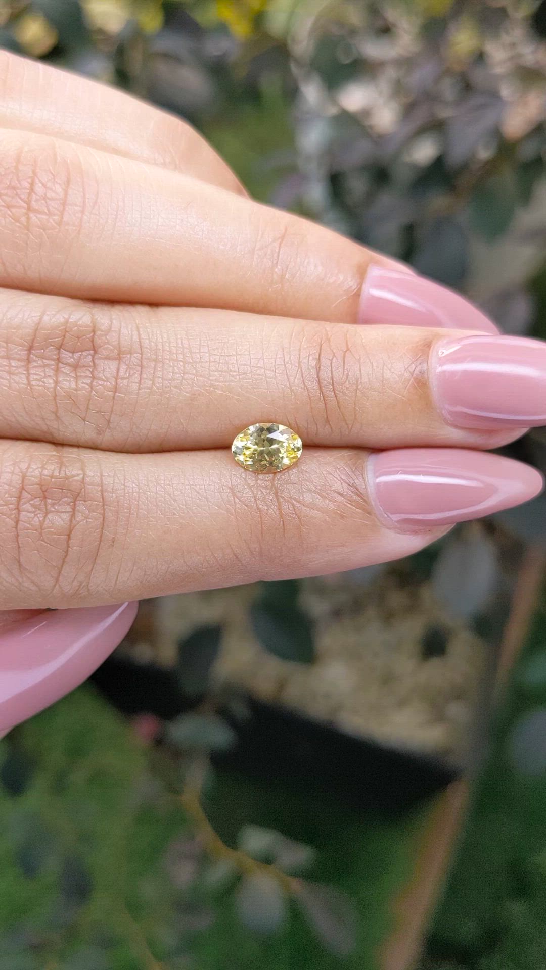 0.89 Ct. Yellow Sapphire from Ceylon (Sri Lanka) Size Video