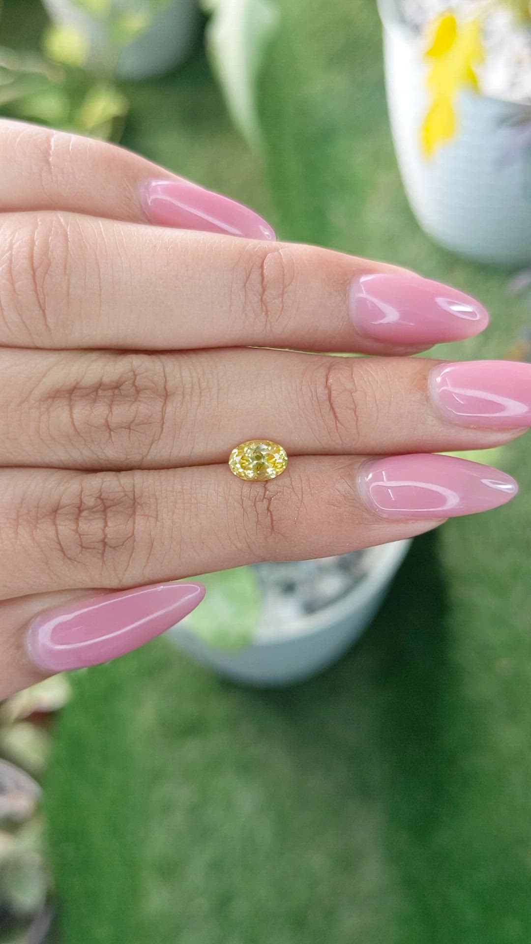 0.93 Ct. Yellow Sapphire from Ceylon (Sri Lanka) Size Video