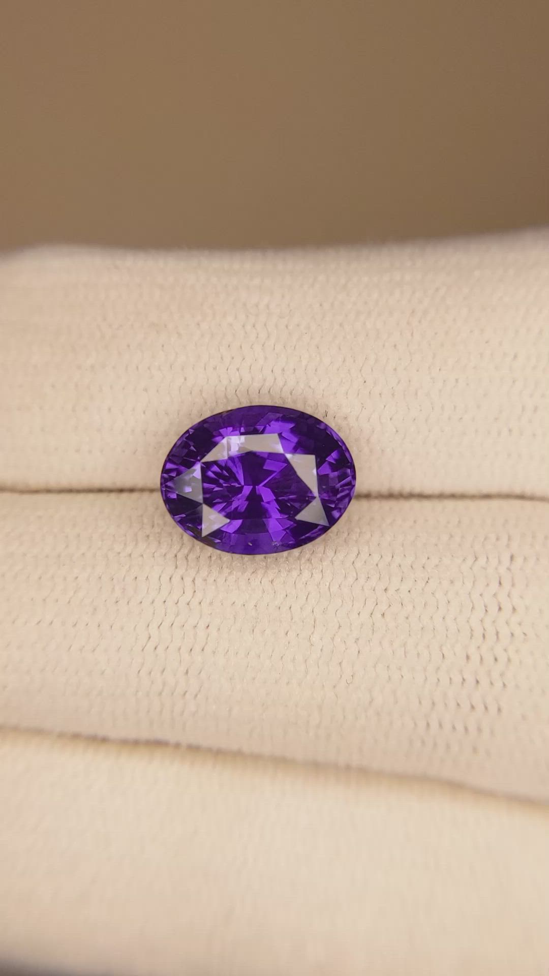 4.01 Ct. Color Change Sapphire from Ceylon (Sri Lanka) Size Video