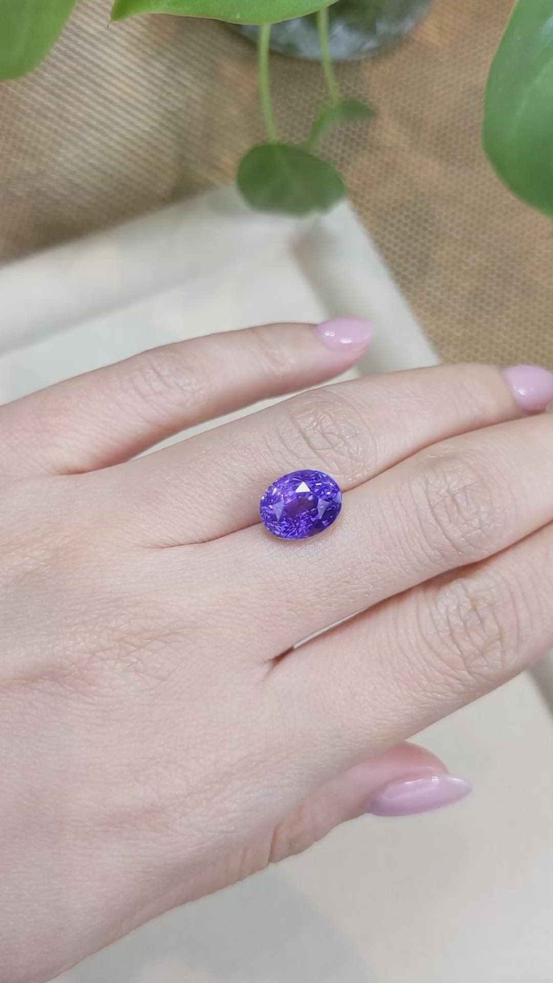6.11 Ct. Purple Sapphire from Ceylon (Sri Lanka) Size Video