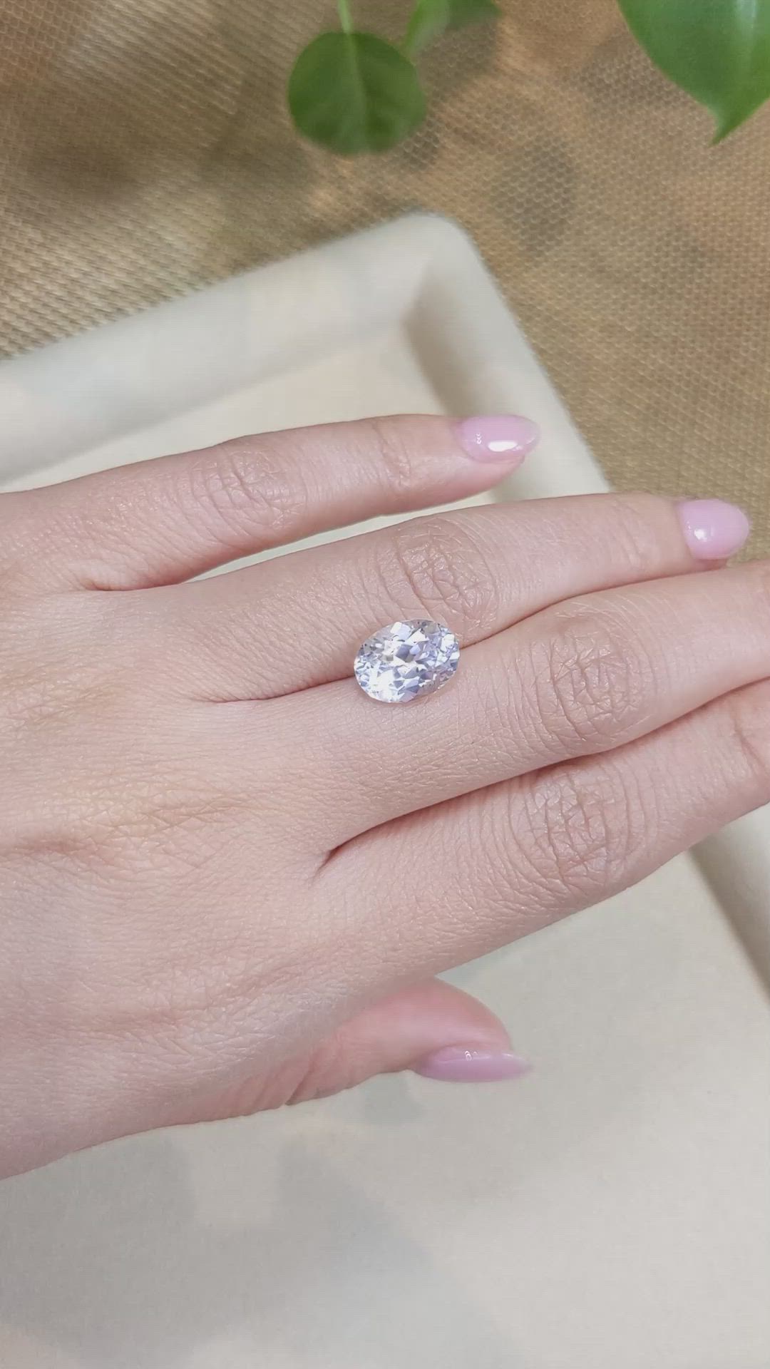 4.26 Ct. White Sapphire from Ceylon (Sri Lanka) Size Video