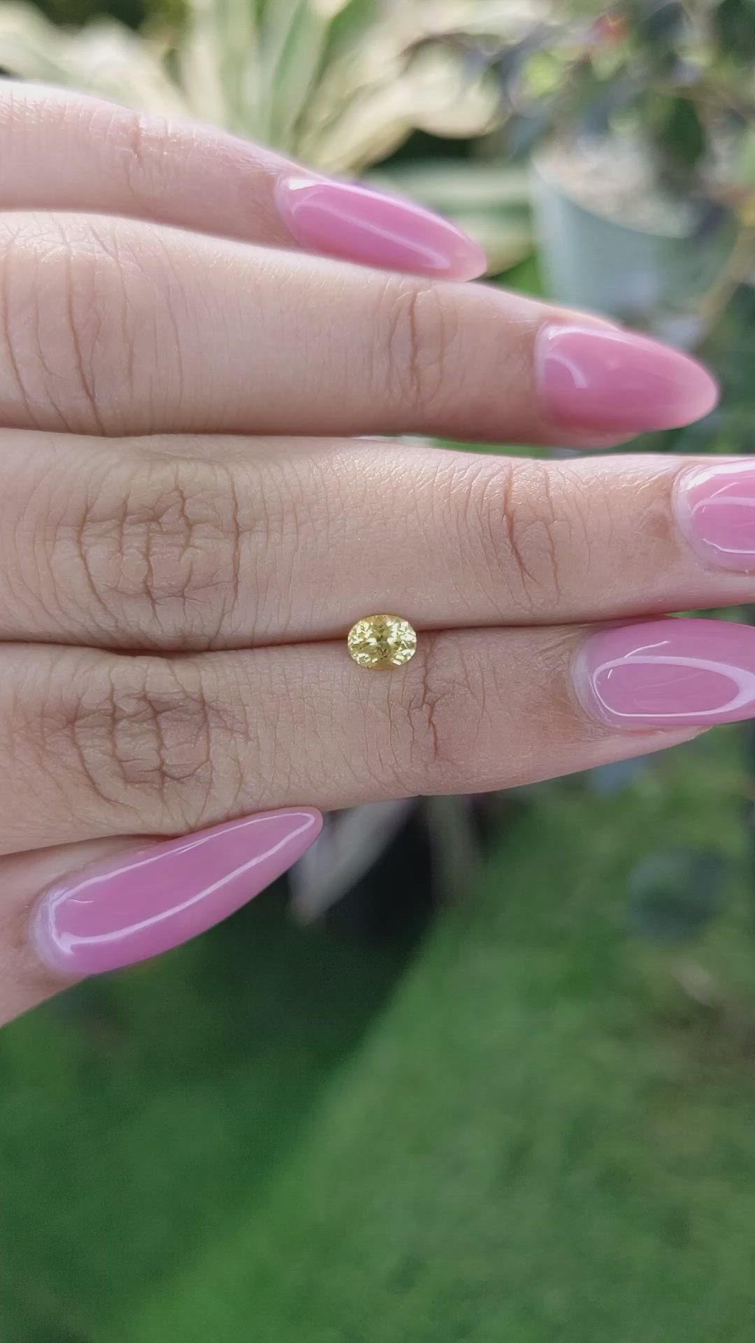 0.45 Ct. Yellow Sapphire from Ceylon (Sri Lanka) Size Video