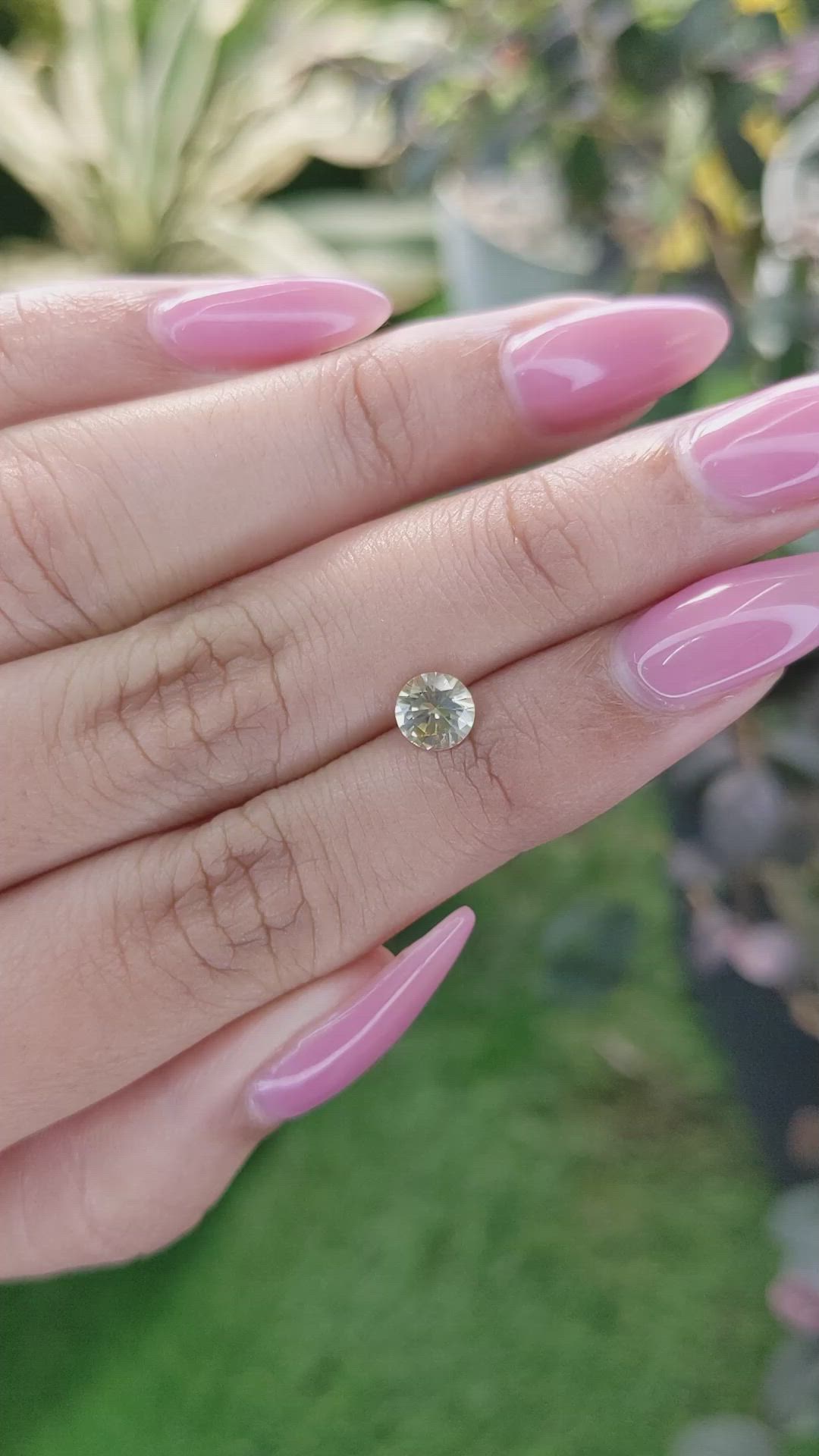 0.71 Ct. Yellow Sapphire from Ceylon (Sri Lanka) Size Video