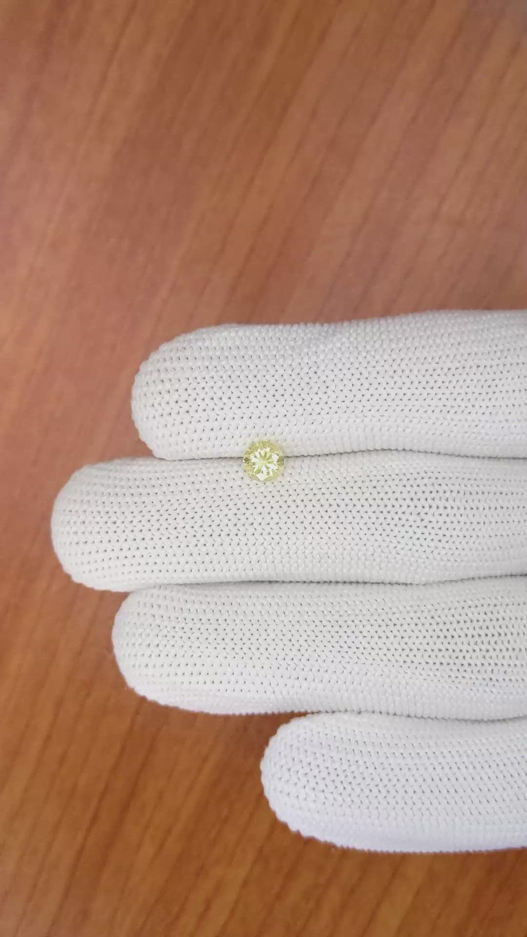 0.62 Ct. Yellow Sapphire from Ceylon (Sri Lanka) Size Video