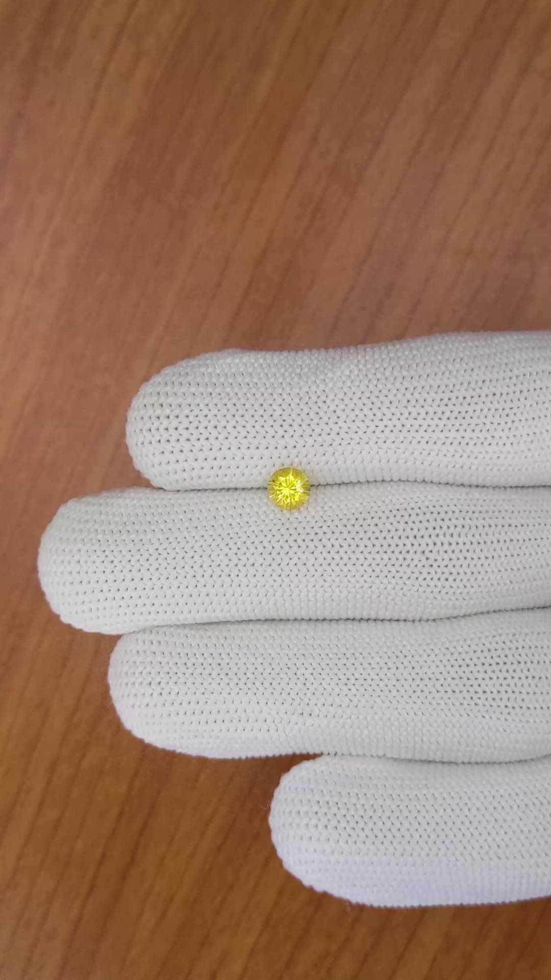 0.61 Ct. Yellow Sapphire from Ceylon (Sri Lanka) Size Video