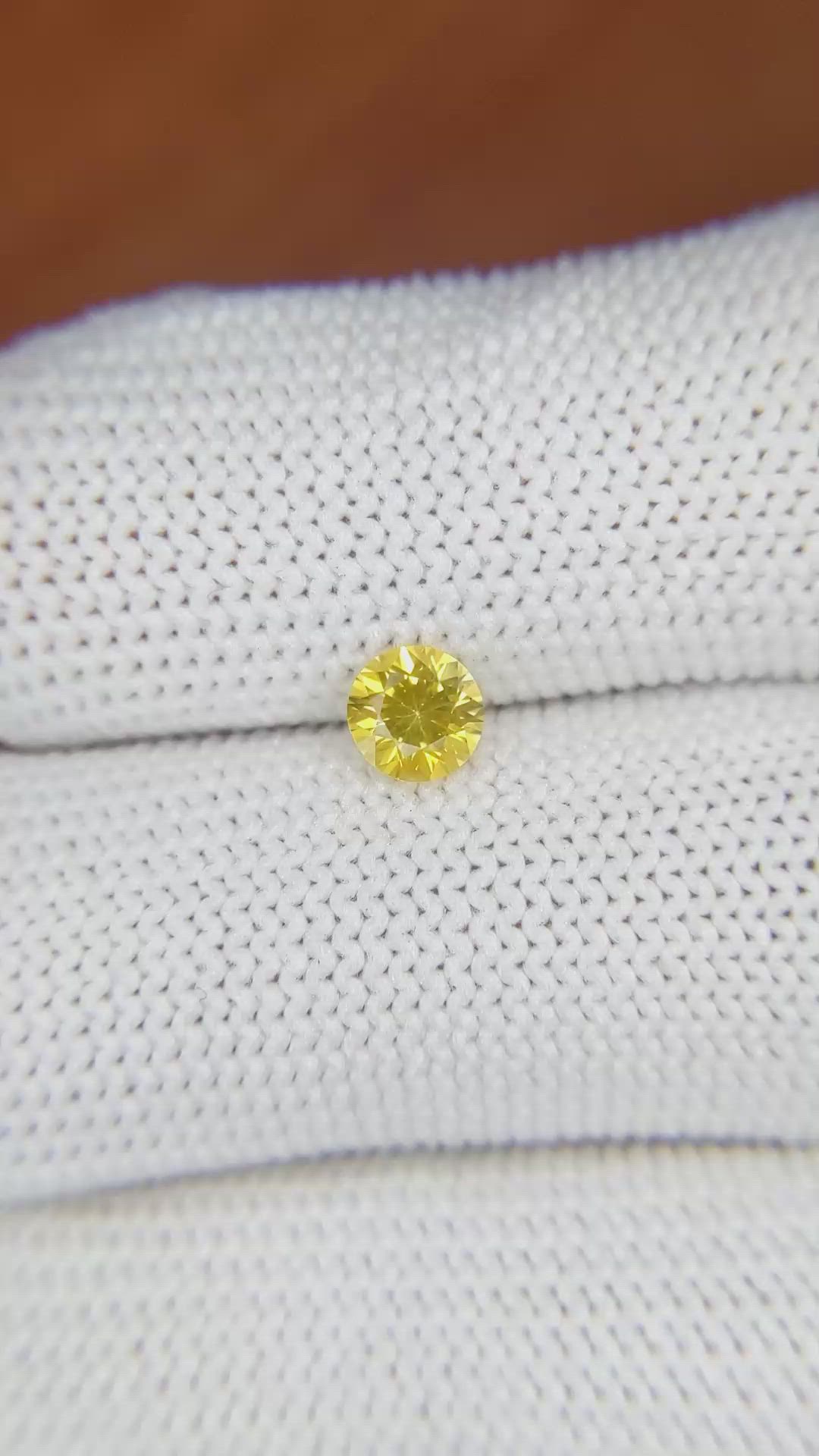 0.62 Ct. Yellow Sapphire from Ceylon (Sri Lanka) Size Video