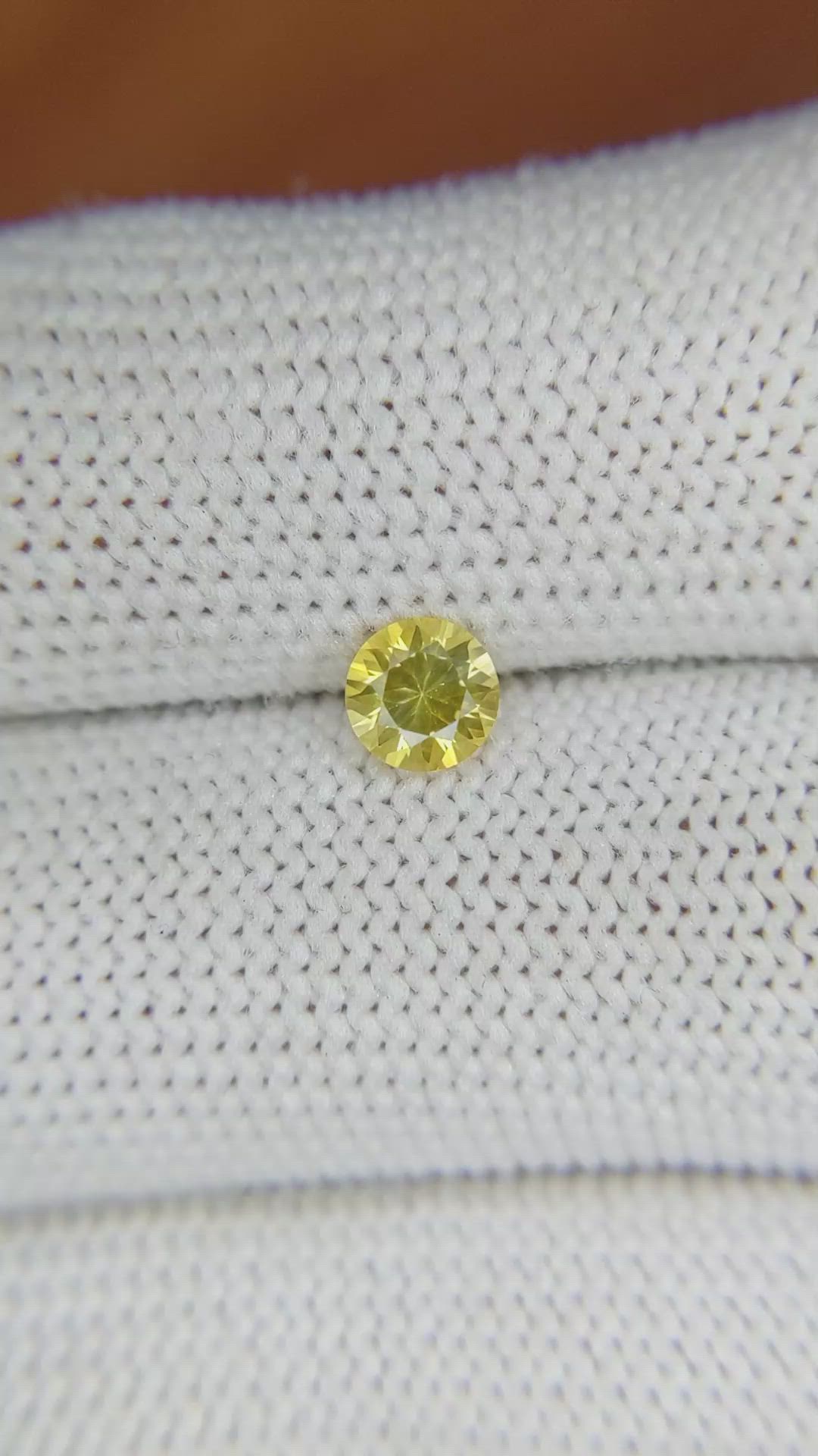 0.57 Ct. Yellow Sapphire from Ceylon (Sri Lanka) Size Video