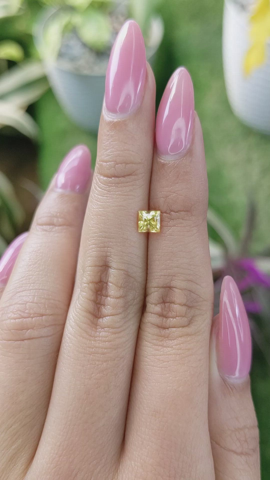 0.68 Ct. Yellow Sapphire from Ceylon (Sri Lanka) Size Video