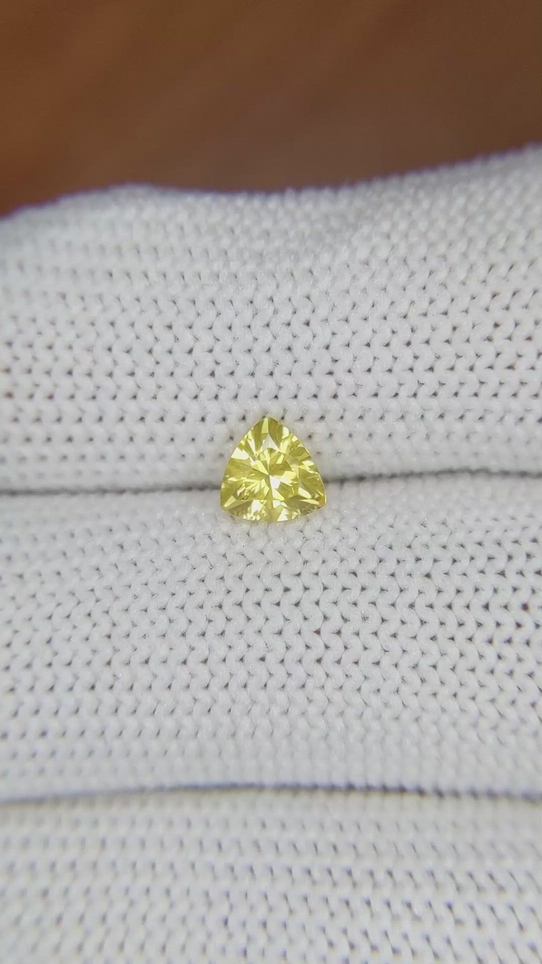0.65 Ct. Yellow Sapphire from Ceylon (Sri Lanka) Size Video
