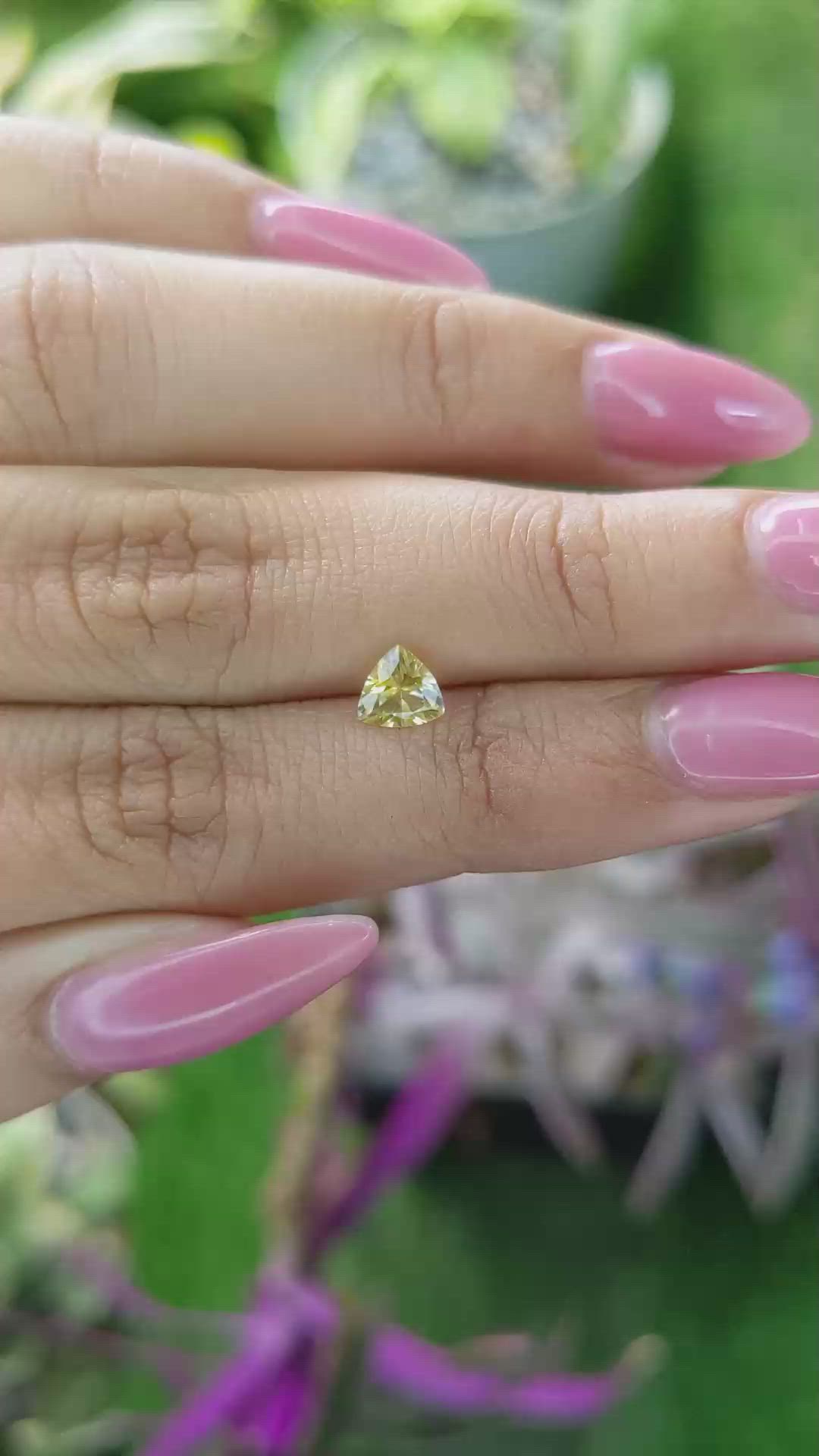 0.60 Ct. Yellow Sapphire from Ceylon (Sri Lanka) Size Video