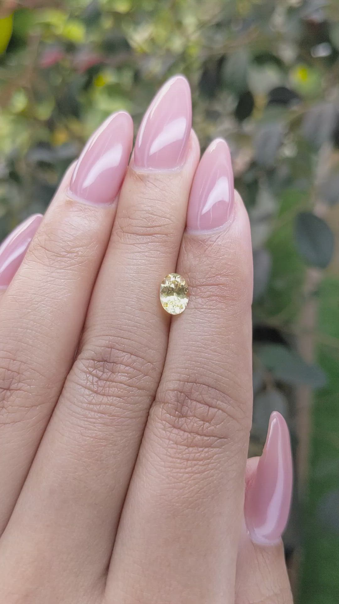 0.92 Ct. Yellow Sapphire from Ceylon (Sri Lanka) Size Video