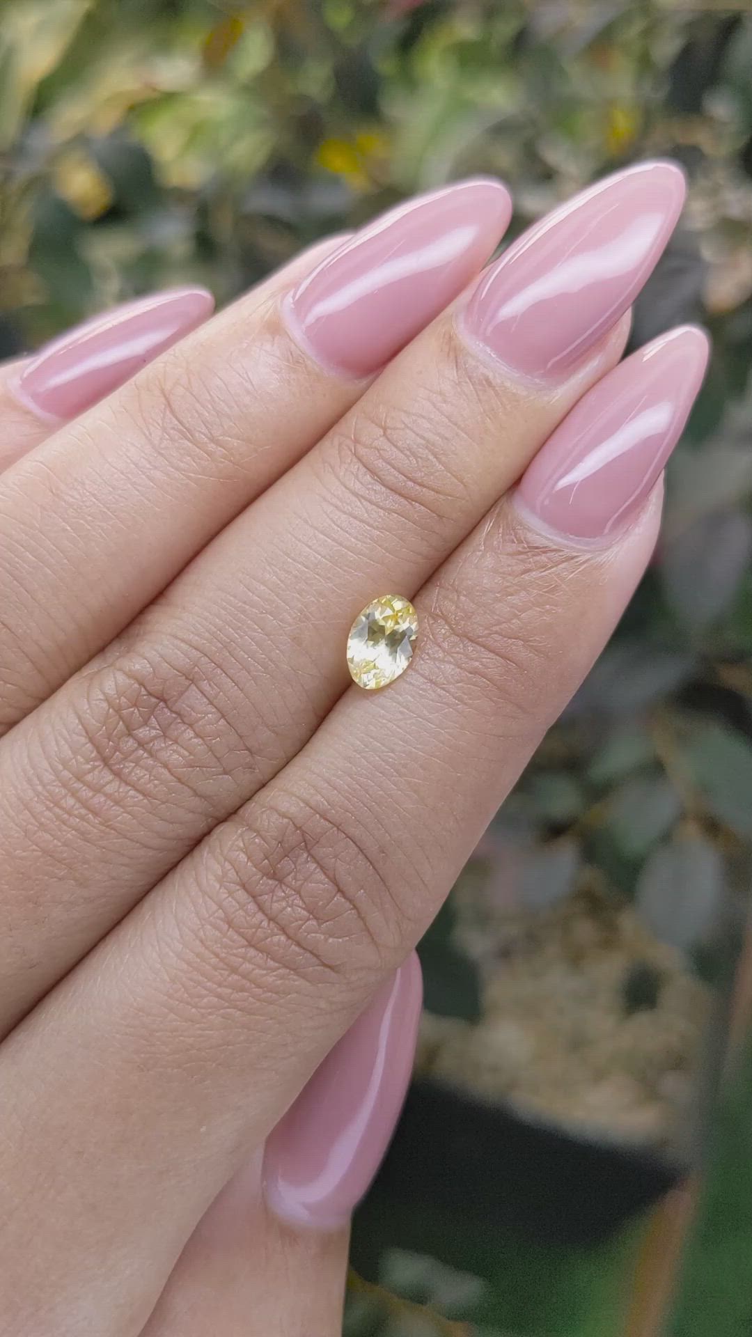 0.92 Ct. Yellow Sapphire from Ceylon (Sri Lanka) Size Video