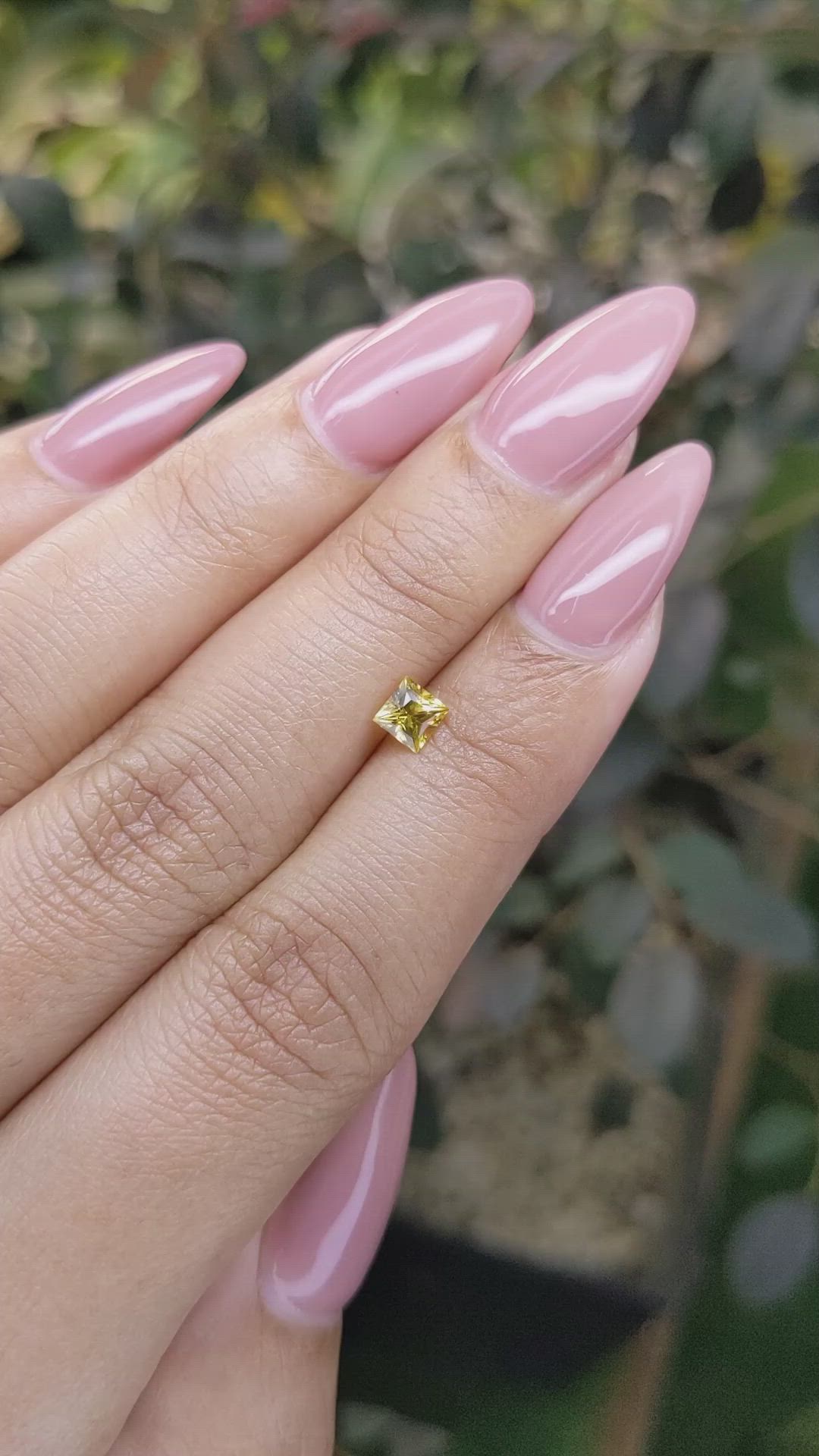 0.48 Ct. Yellow Sapphire from Ceylon (Sri Lanka) Size Video