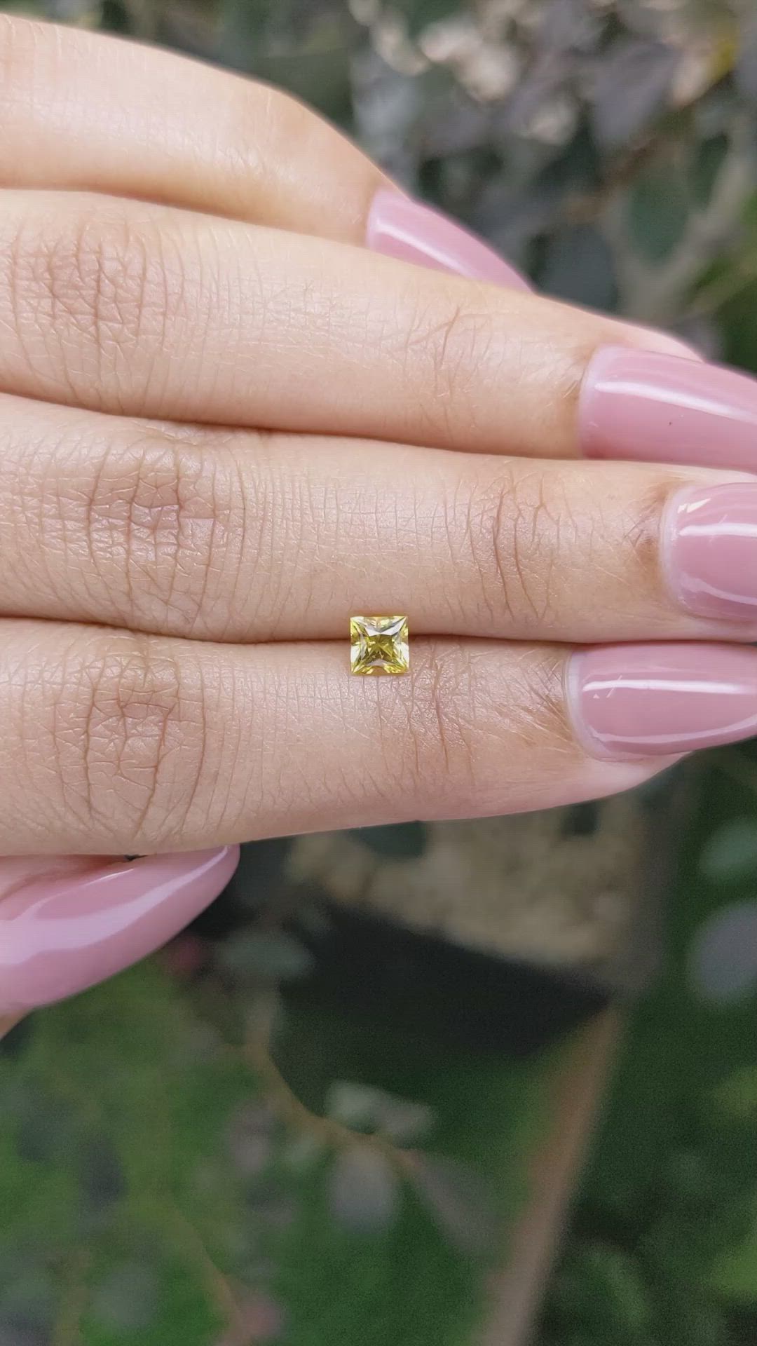 0.48 Ct. Yellow Sapphire from Ceylon (Sri Lanka) Size Video