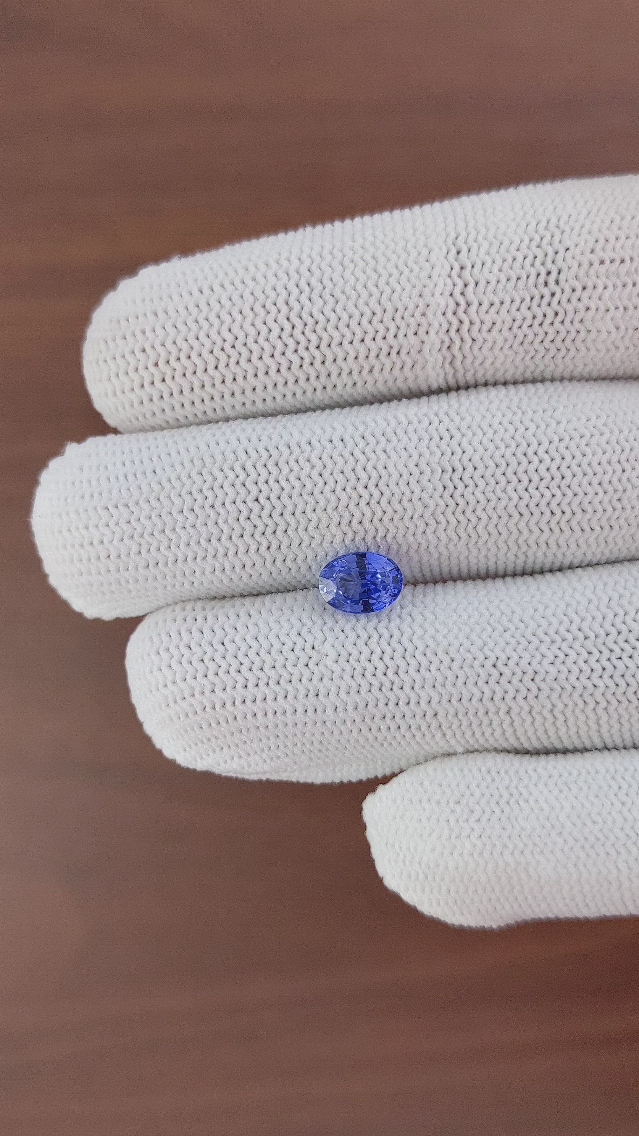 1.48 Ct. Blue Sapphire from Ceylon (Sri Lanka) Size Video